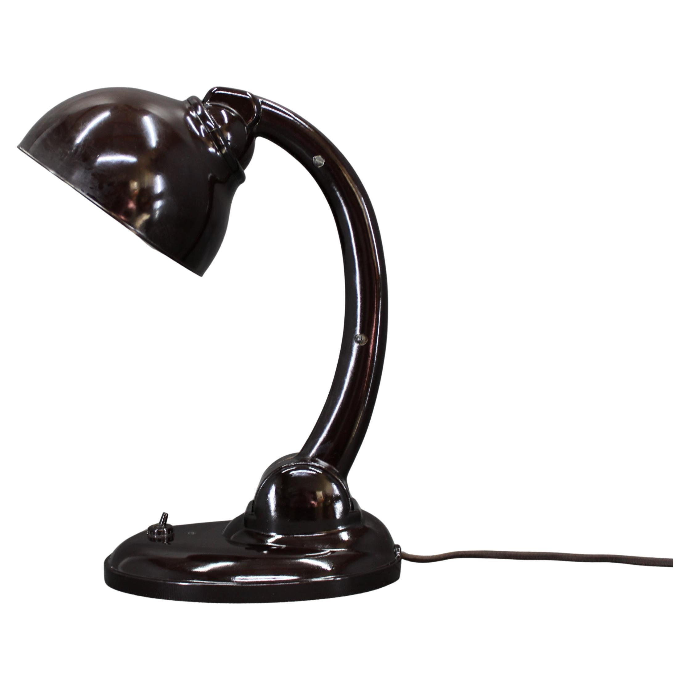 Bauhaus Bakelite Table Lamp by Electrosvit, Model 11126, 1930s For Sale