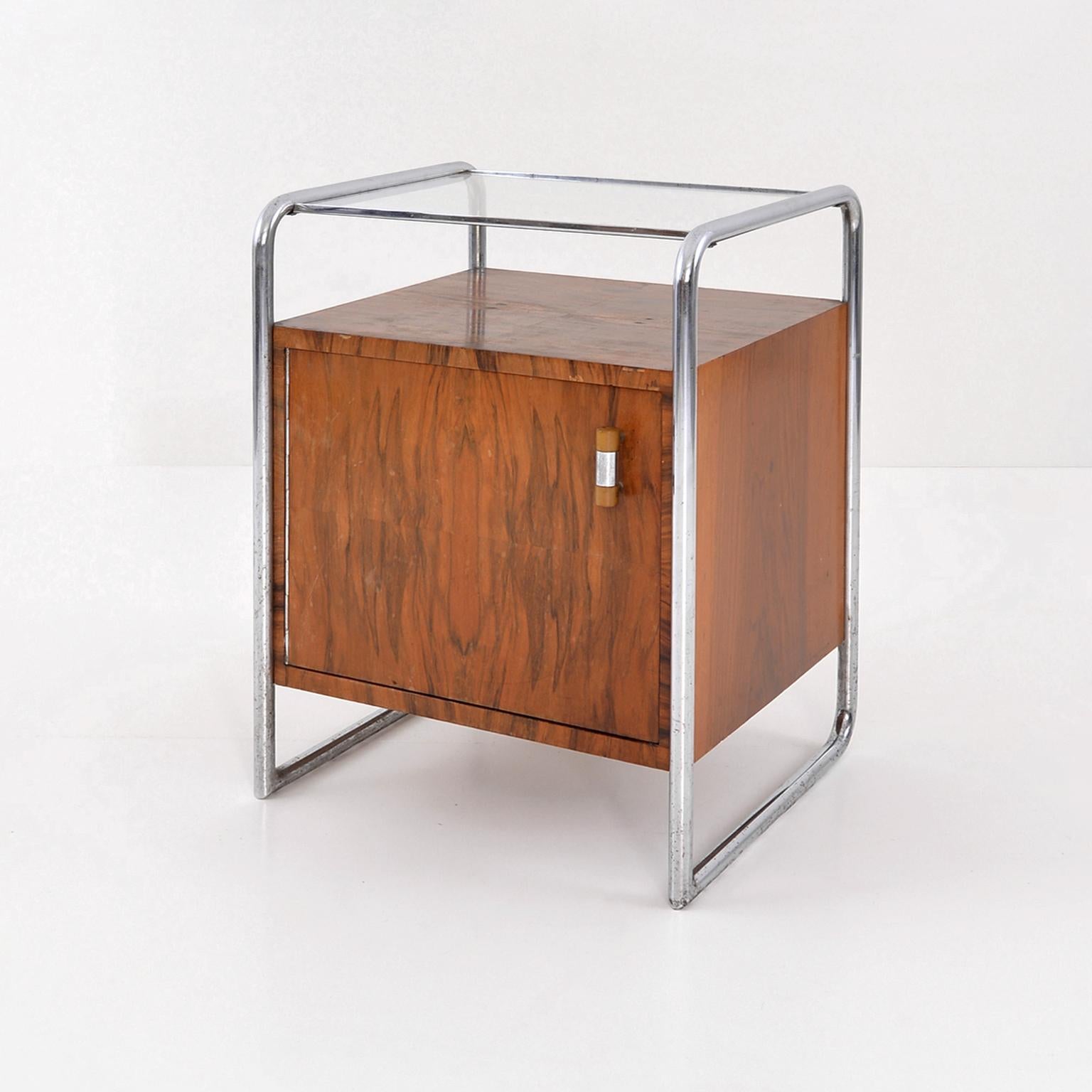 Austrian Bauhaus Bedside Cabinets by Thonet, Chrome-Plated Steel, Walnut Veneer, c. 1930 For Sale