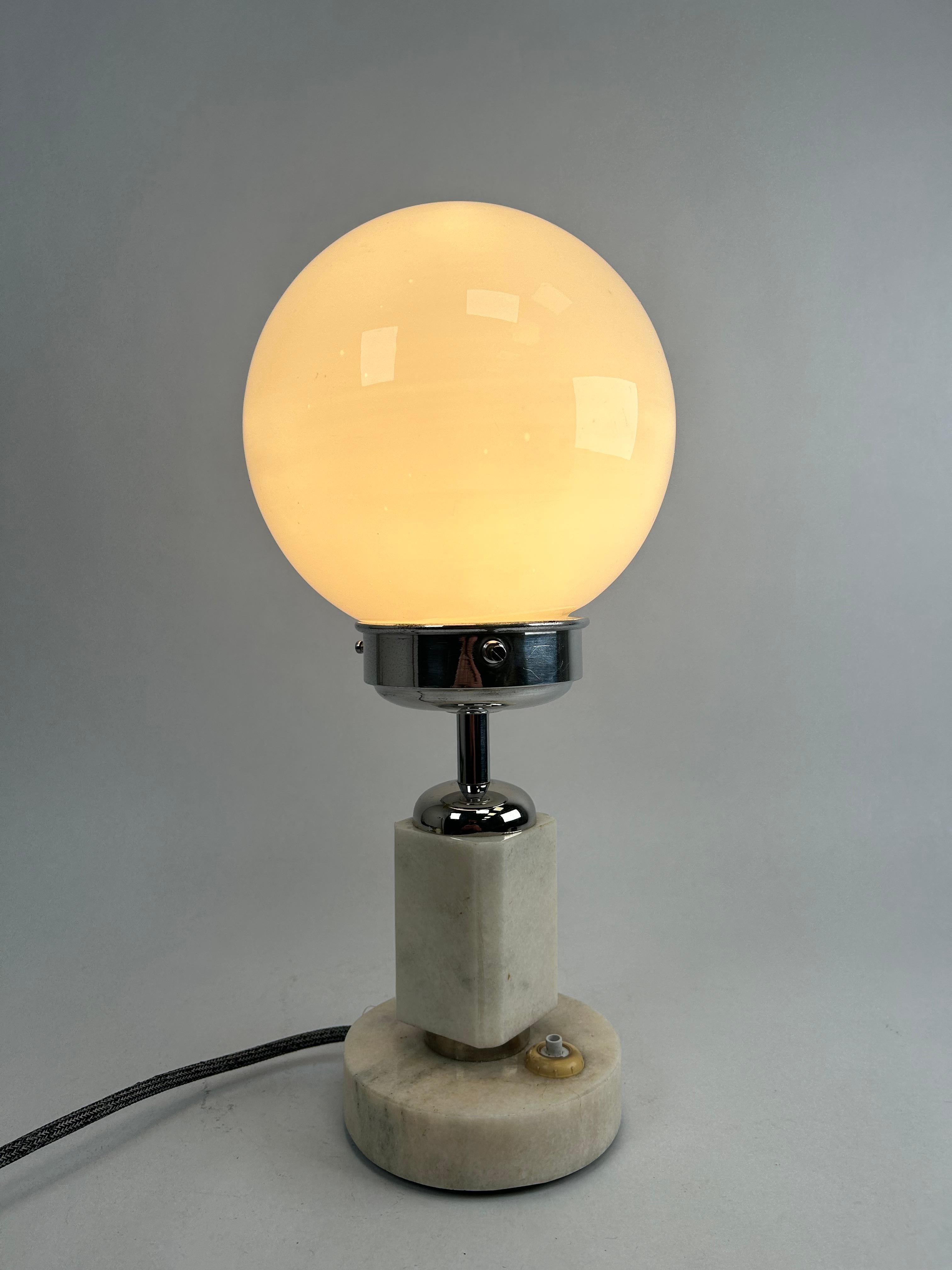 Bauhaus bedside table lamps In Excellent Condition For Sale In Banská Štiavnica, SK