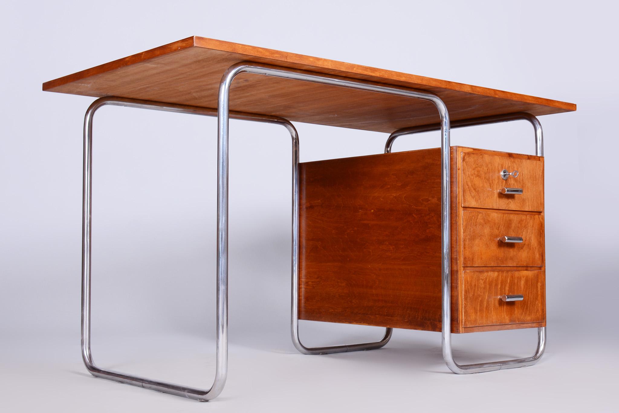 Bauhaus-Schreibtisch aus Buche, 1930er Jahre, von Robert Slezak, Tschechische Republik, restauriert 1