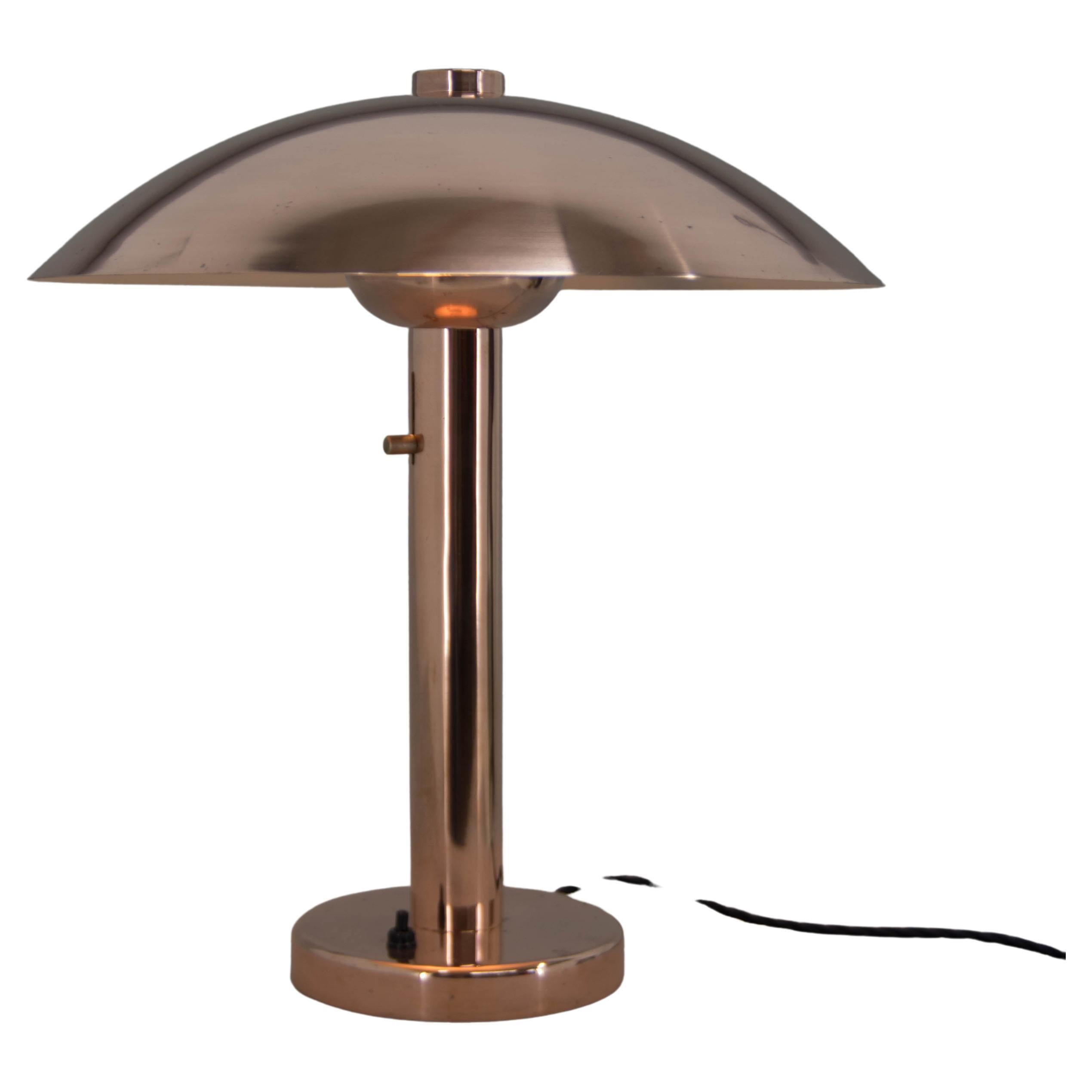 Lampe de table Bauhaus Big Mushroom, années 1930, restaurée en vente