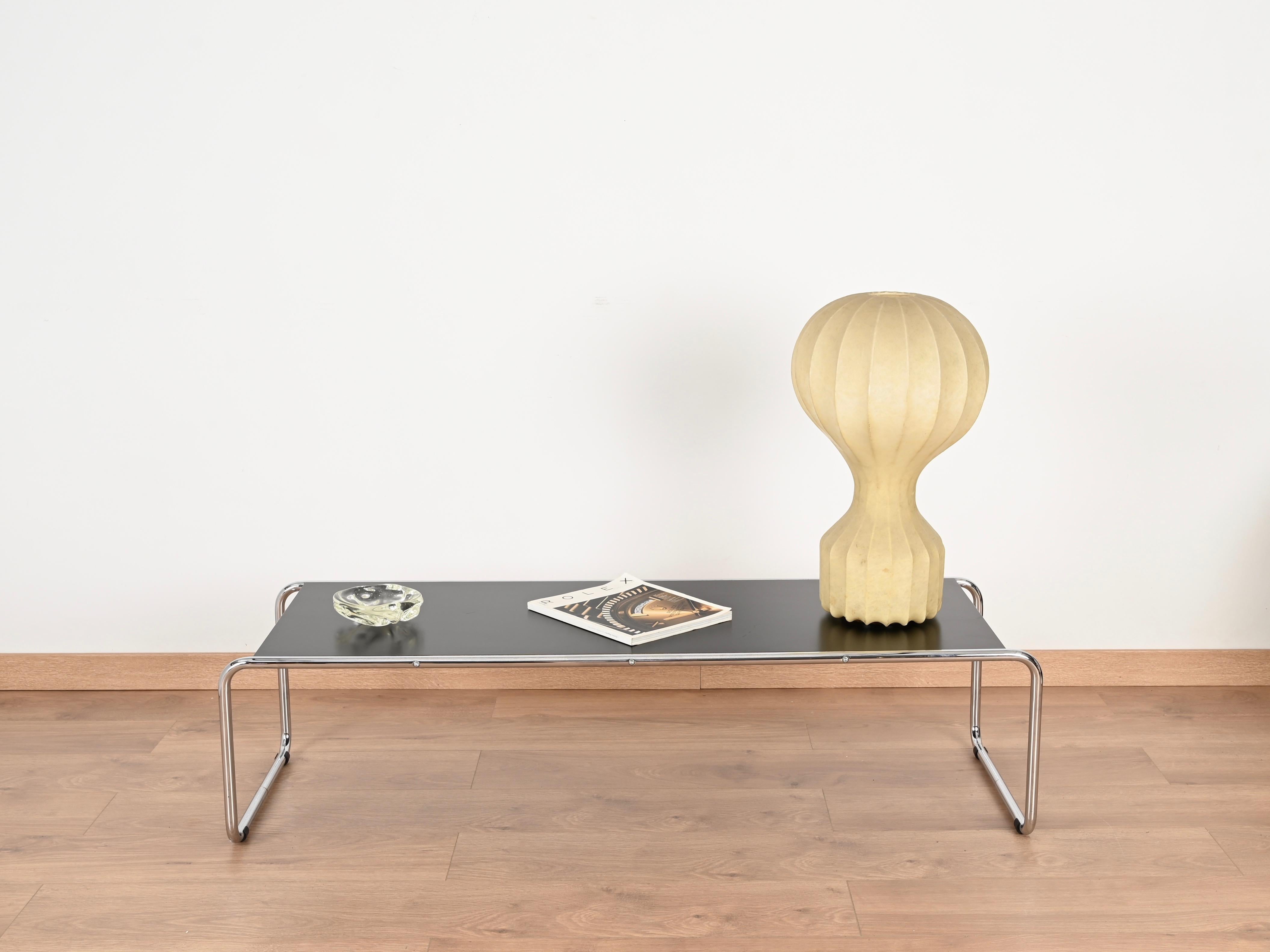 20th Century Bauhaus Black Laccio Coffee Table by Marcel Breuer for Gavina, Italy 1960s For Sale