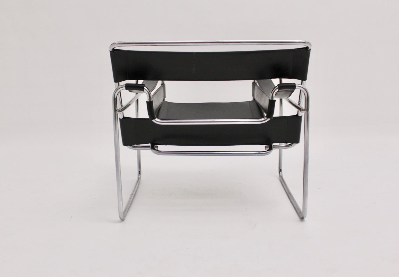 Italian Bauhaus Black Leather Vintage Lounge Chair Wassily by Marcel Breuer Germany For Sale
