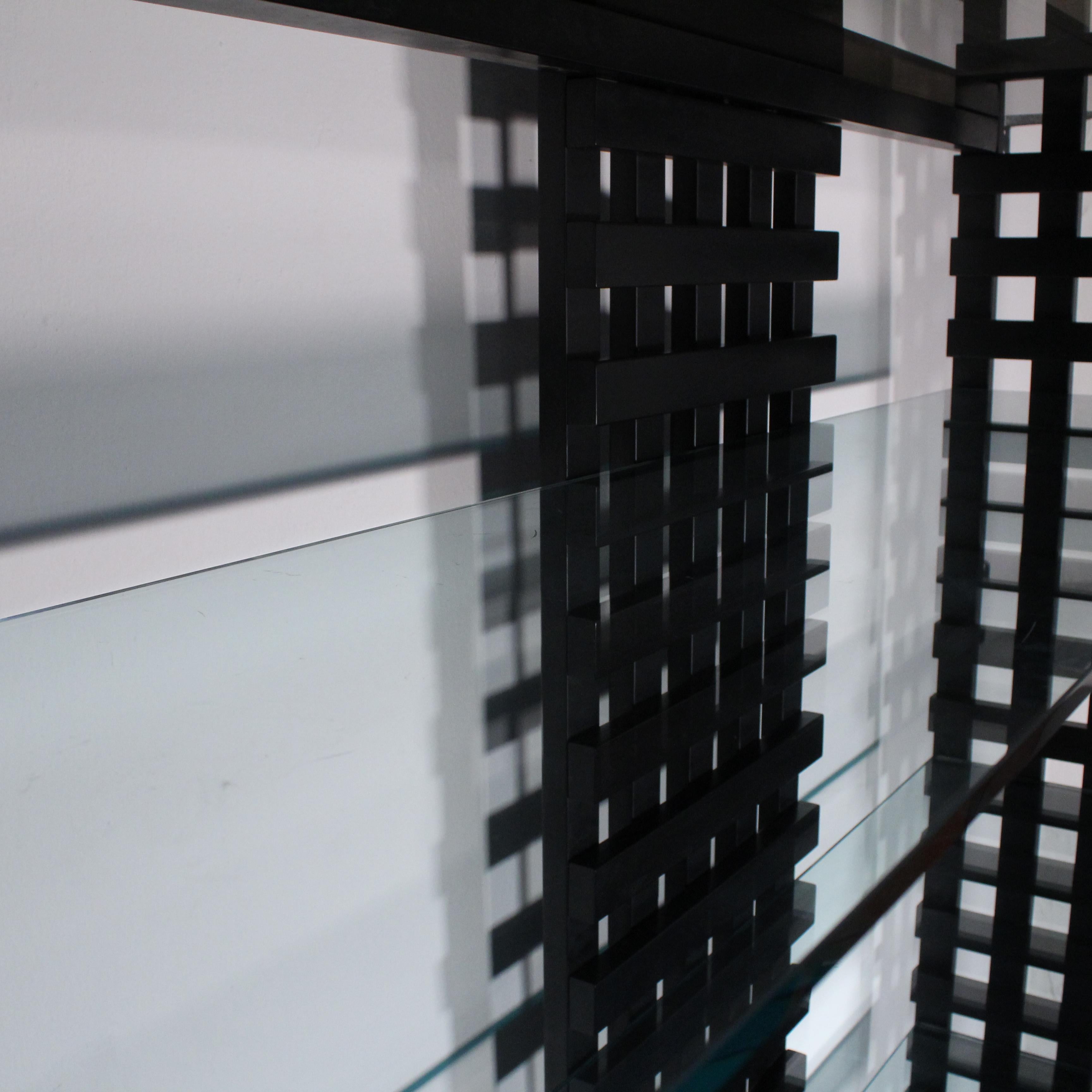 Bauhaus-Bücherregal, Holz und Glas im Zustand „Gut“ im Angebot in Milano, Lombardia