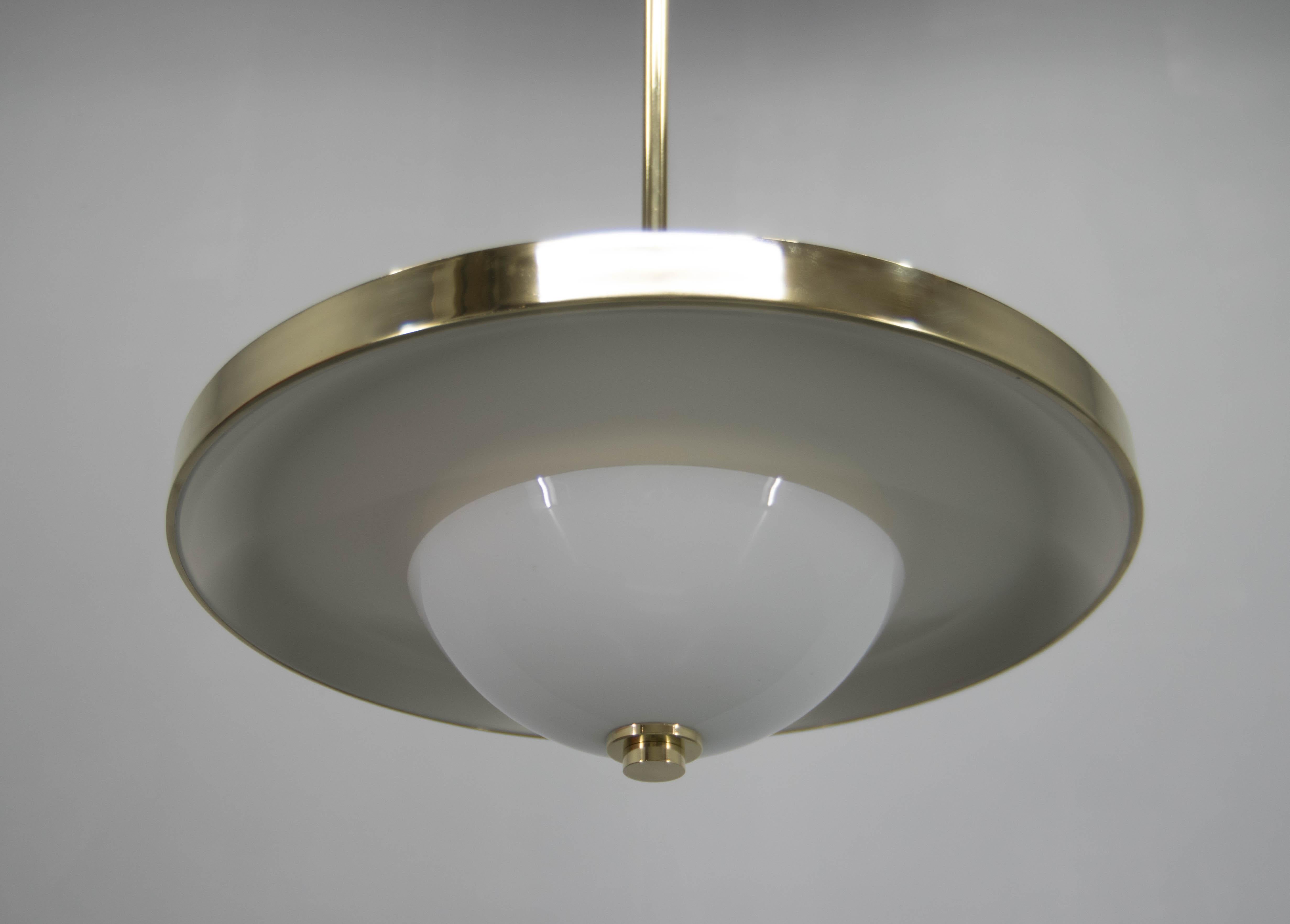 Bauhaus Brass Chandelier by Franta Anyz, 1930, Restored In Good Condition For Sale In Praha, CZ