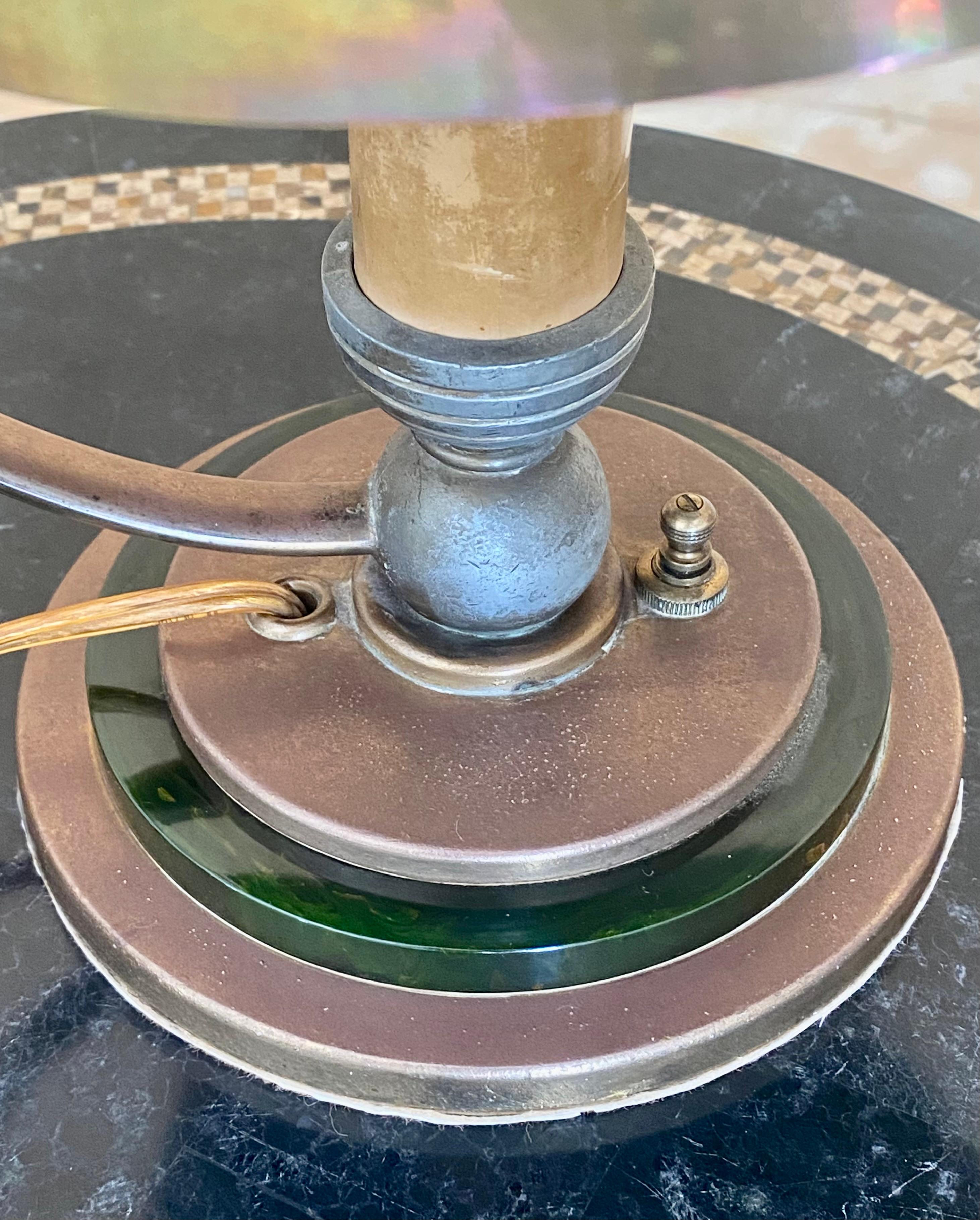 Lámpara de cúpula de latón Bauhaus en venta 9