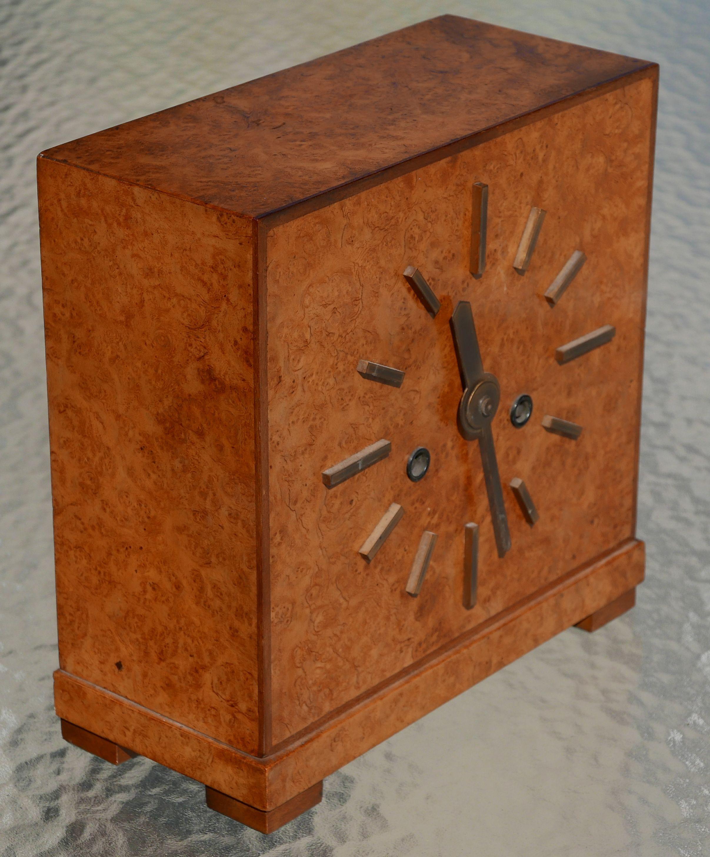 Lacquered Bauhaus Burl and Brass Mantle Clock, circa 1930s
