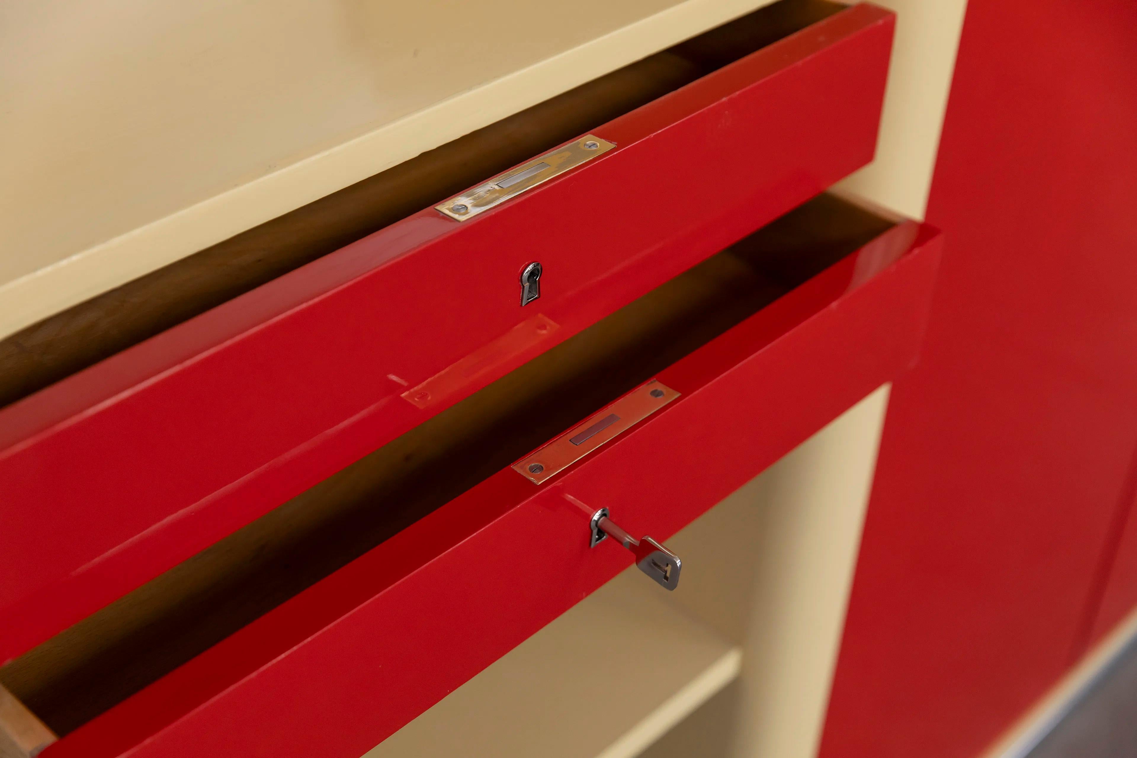 Bauhaus-Schrank Modell B 290 - Bruno Weill (BeWe) für Thonet-Paris, ca. 1930 im Angebot 1