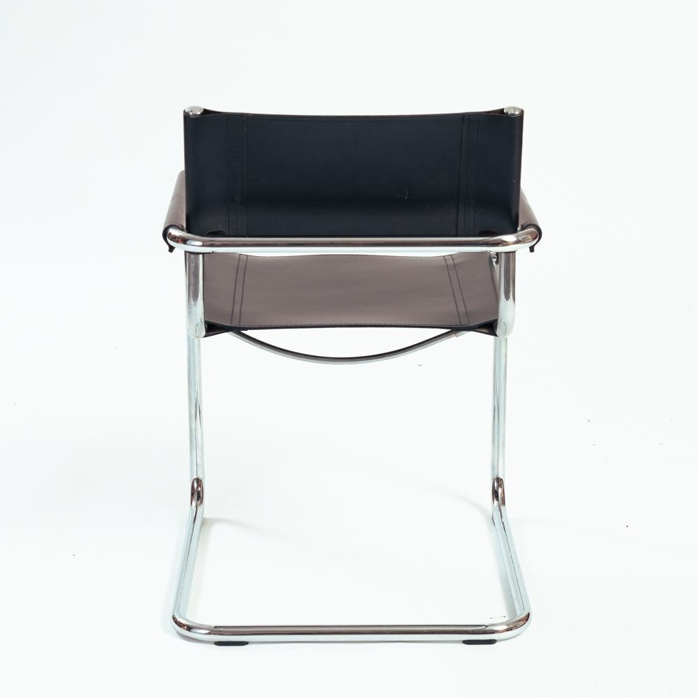 Chaises de salle à manger cantilever Bauhaus avec accoudoirs en cuir noir par Fasem  en vente 5