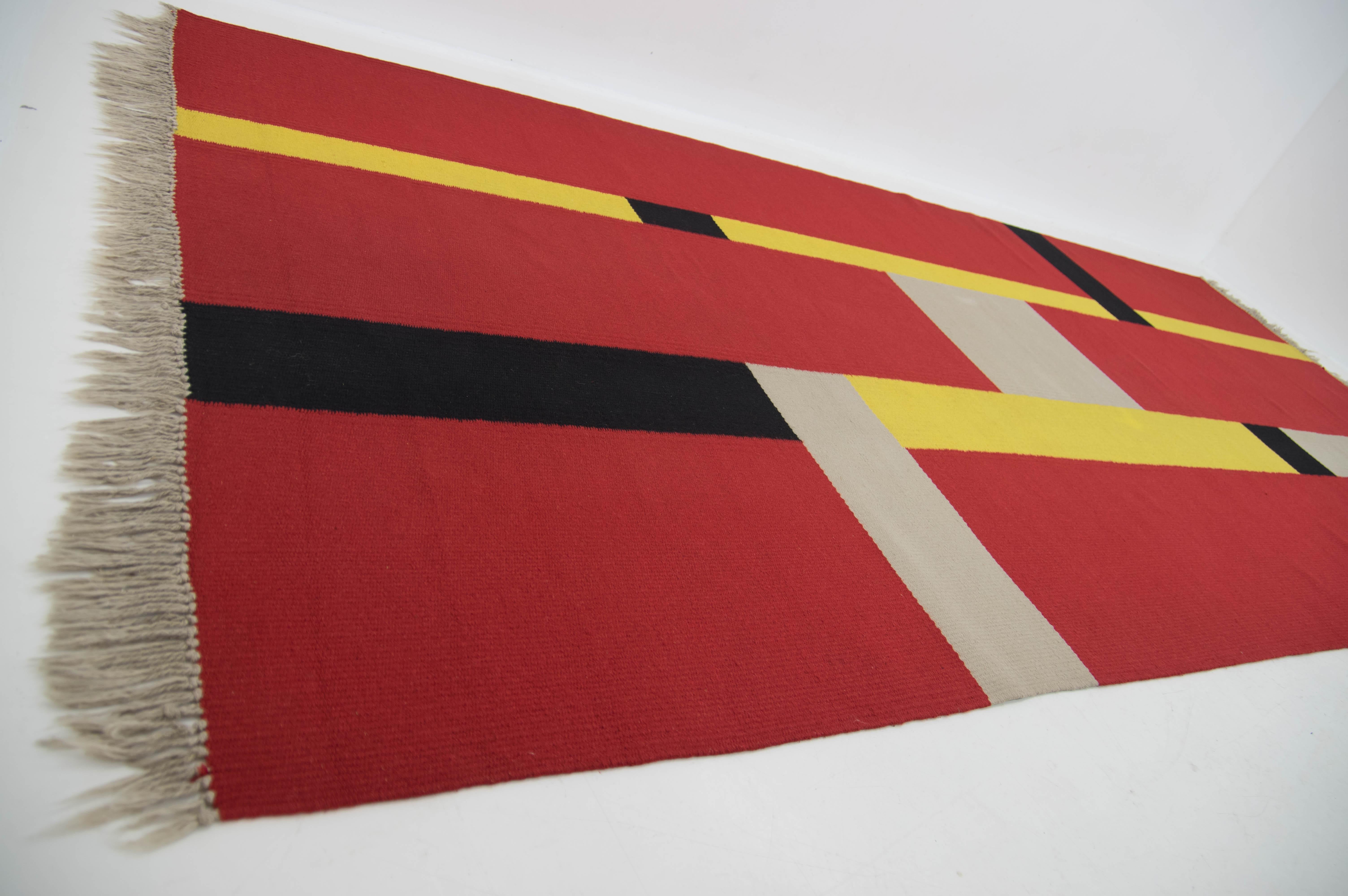 Bauhaus Carpet, Czechoslovakia, 1940s In Good Condition For Sale In Praha, CZ