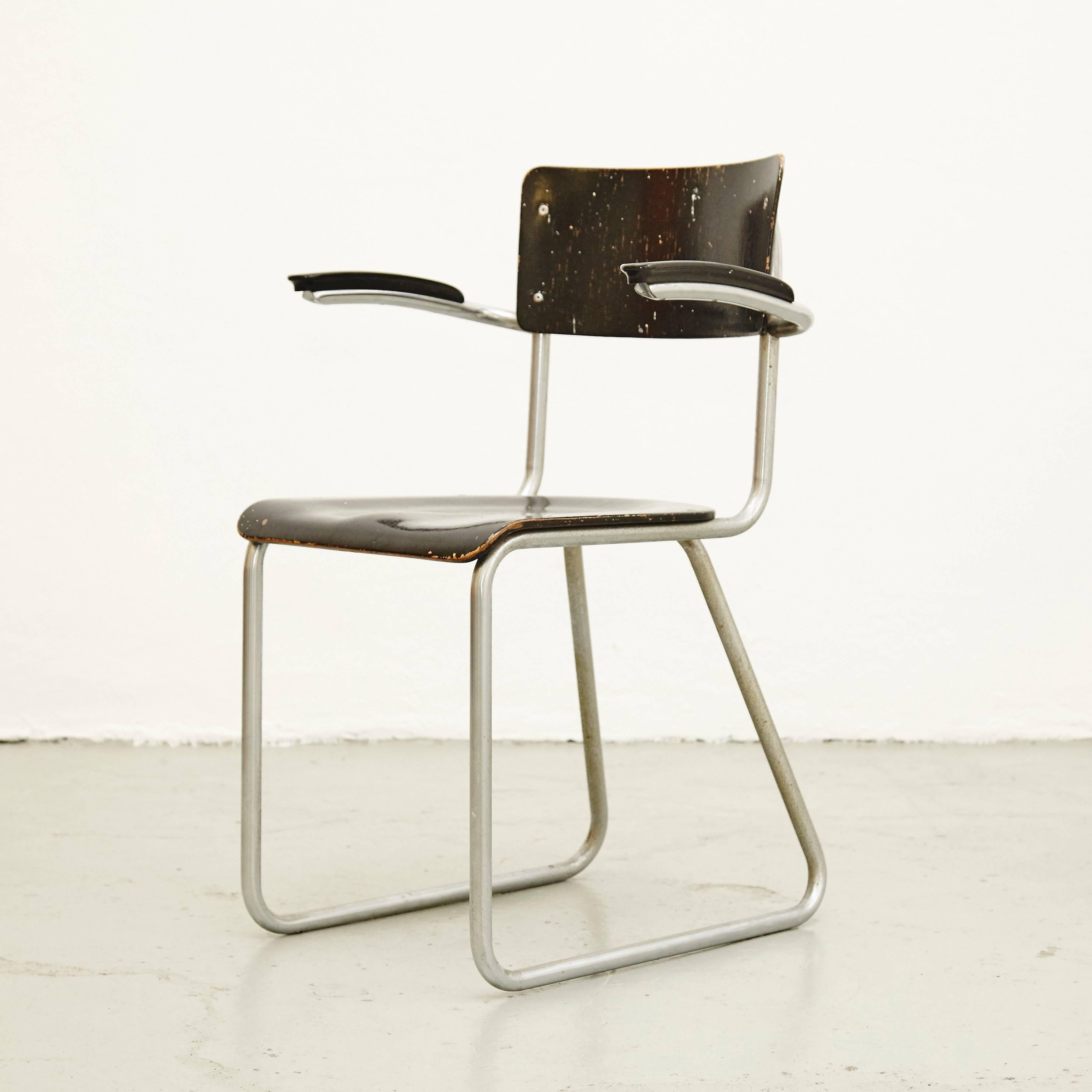 Bauhaus chair by unknown designer, probably Gispen.
Manufactured in Holland, circa 1930.

In good original condition with minor wear consistent with age and use.