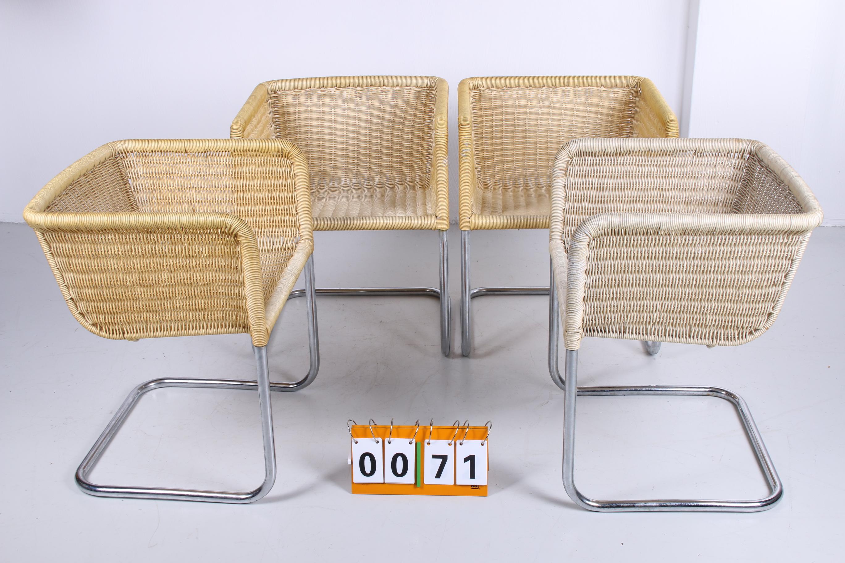 German Bauhaus Chairs D43 Tubular Frame with Bucket Seat Set of 4