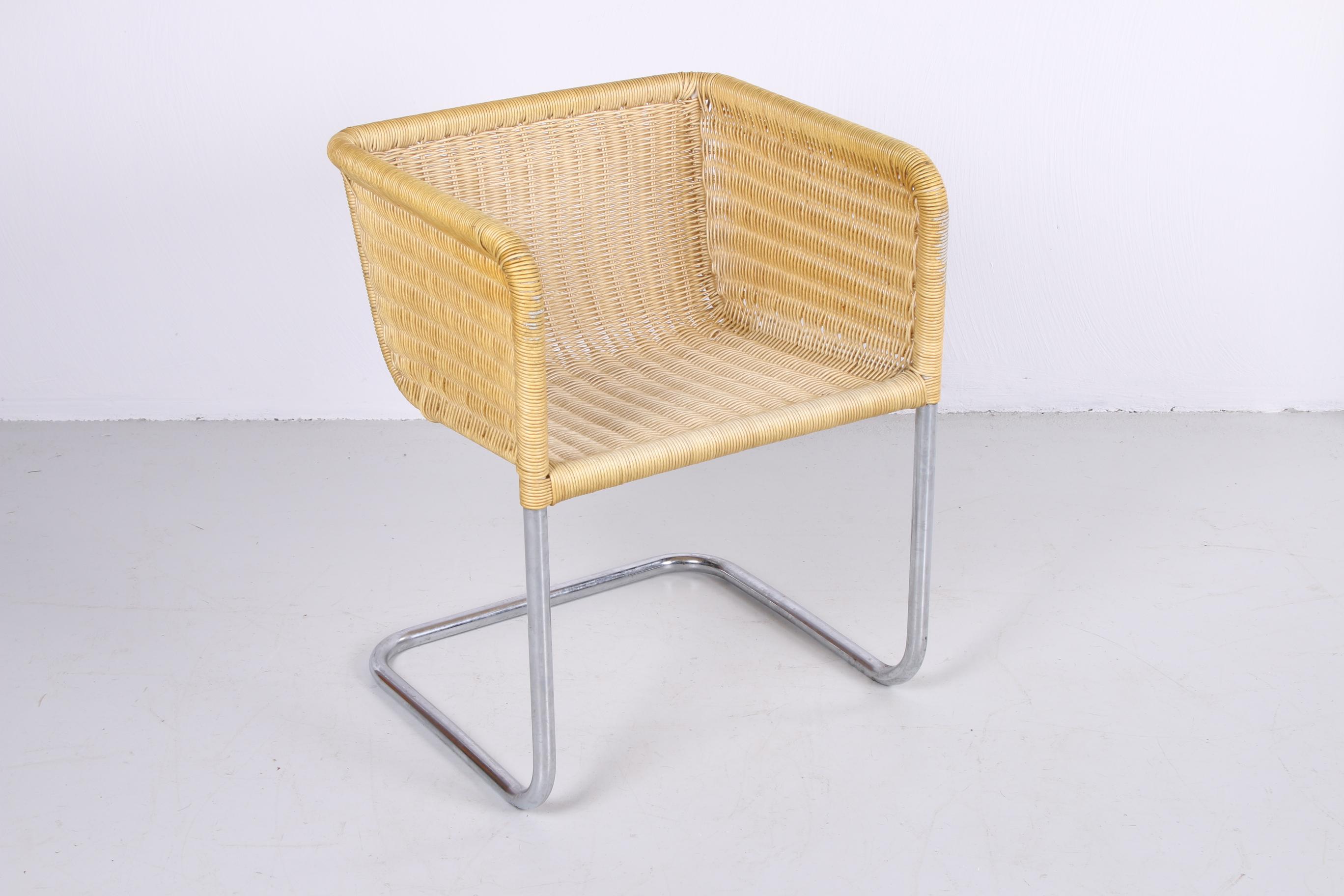 Bauhaus Chairs D43 Tubular Frame with Bucket Seat Set of 4 1
