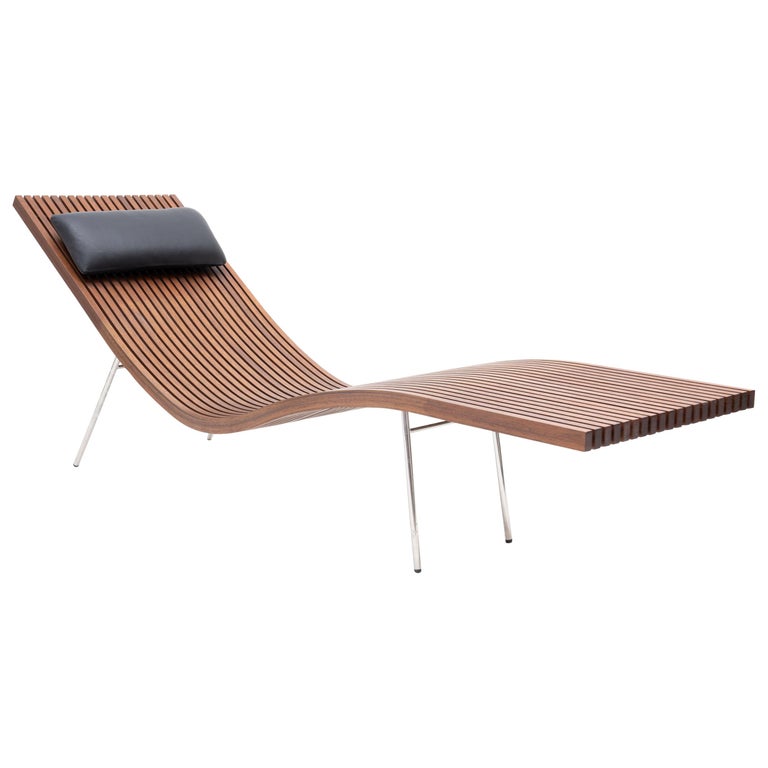 Bauhaus, Chaise Lounge by Peter Zumthor, Mahogany, Design, 2007 For Sale