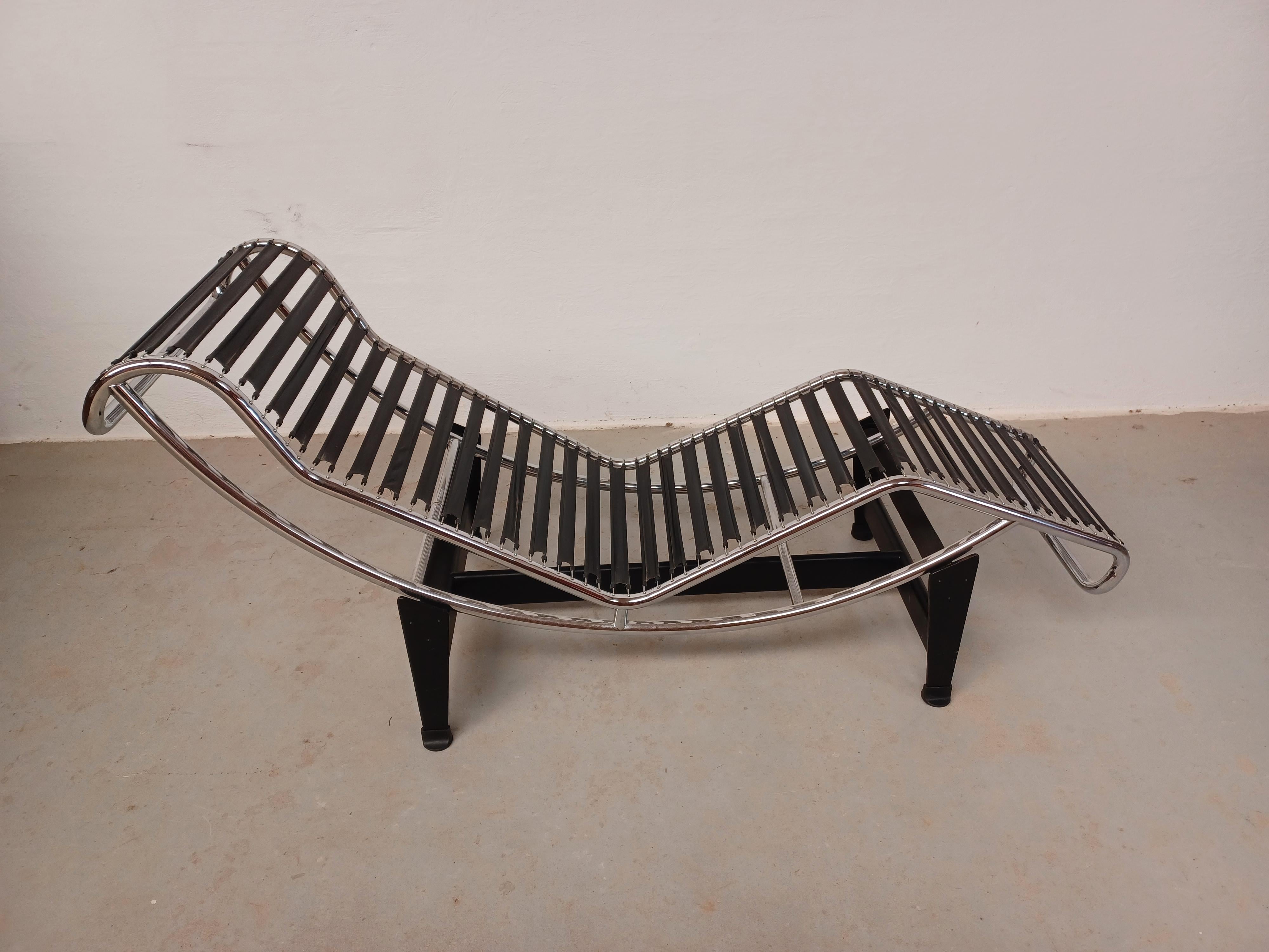 Début du 20ème siècle Chaise longue Bauhaus Model No 3534 par LeCorbusier pour Cassina en vente