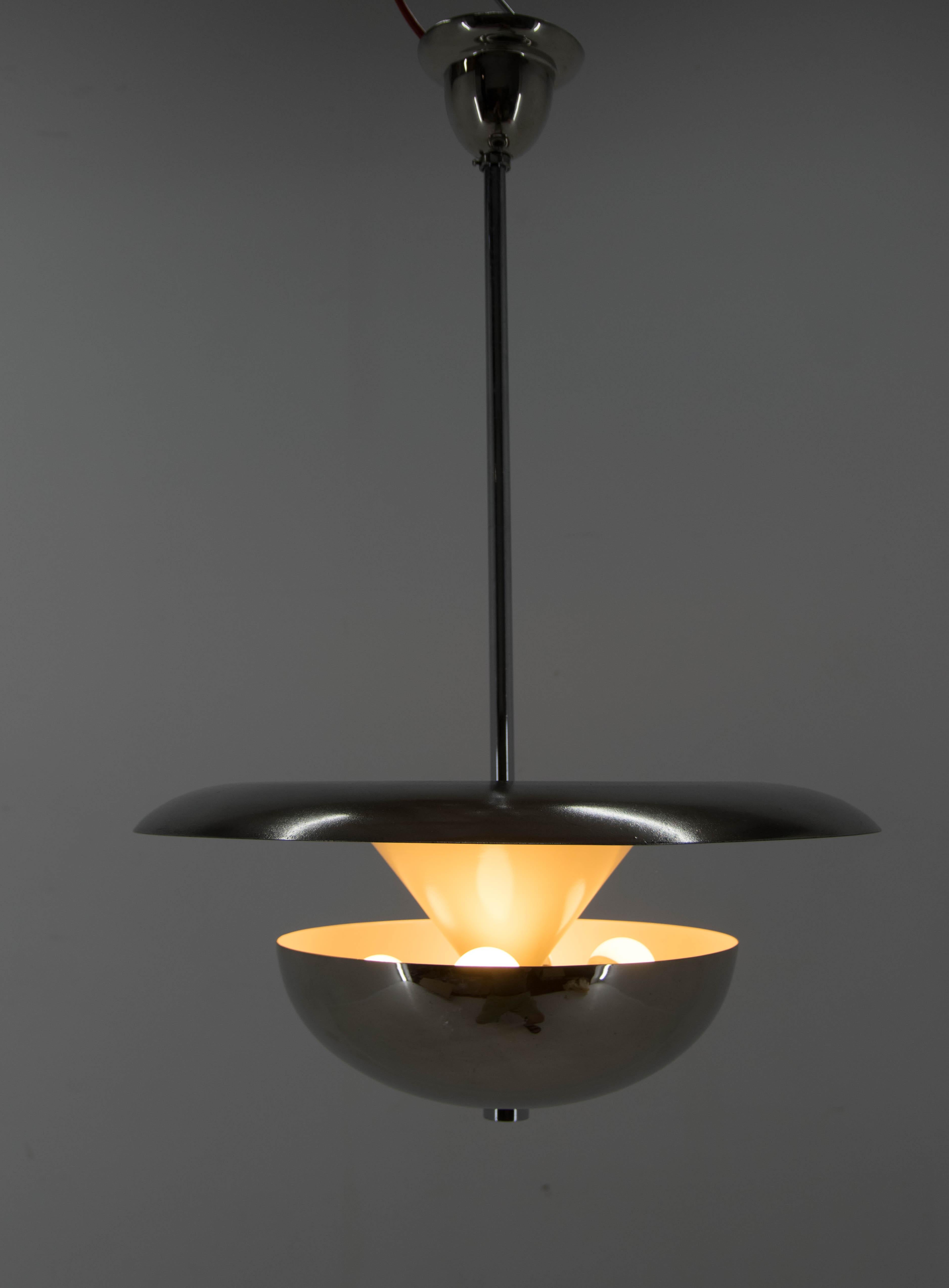 Bauhaus Chandelier by Anyz, 1930s, Restored In Good Condition For Sale In Praha, CZ