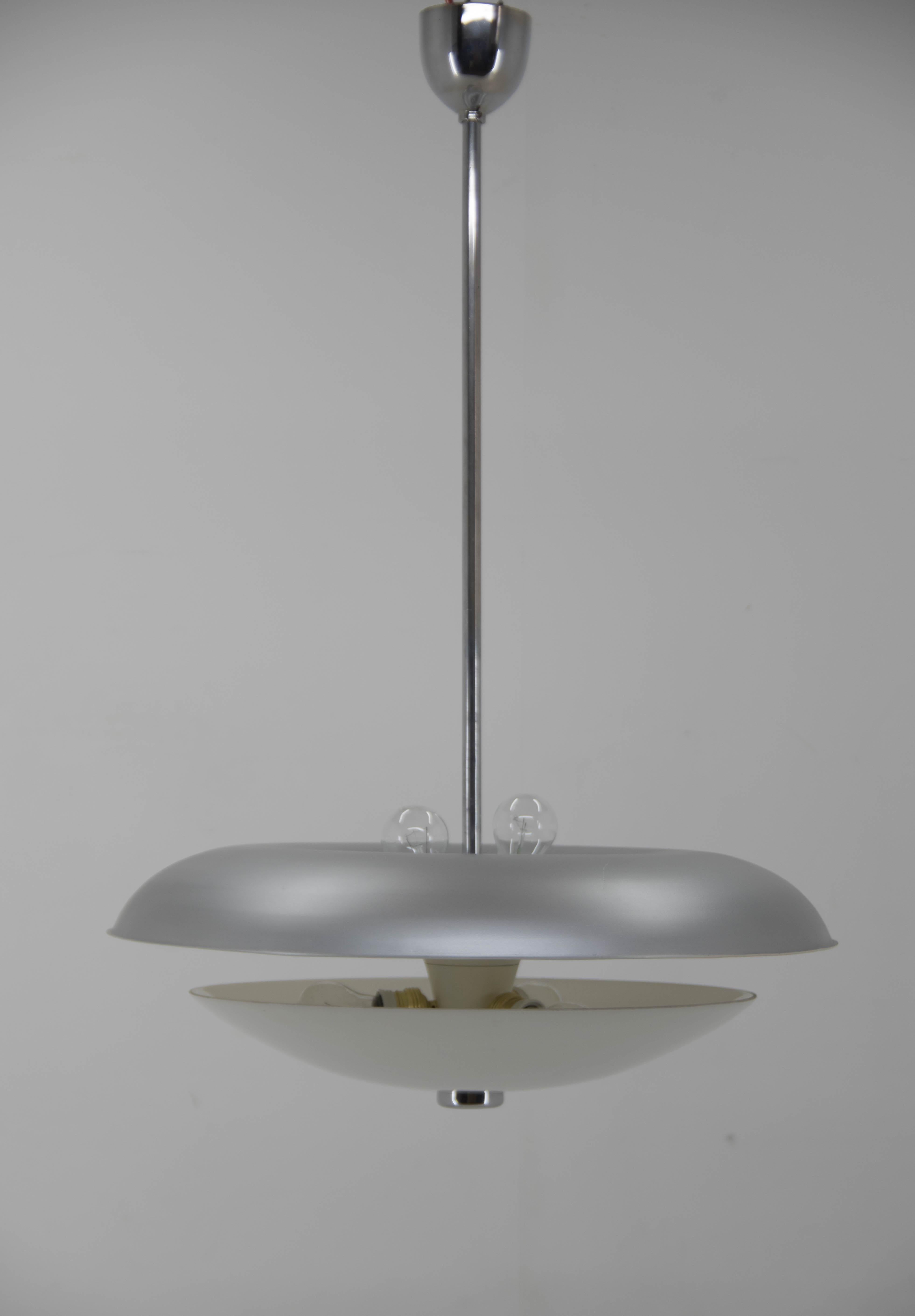 Lampadario Bauhaus di IAS, anni '30, restaurato in vendita 3