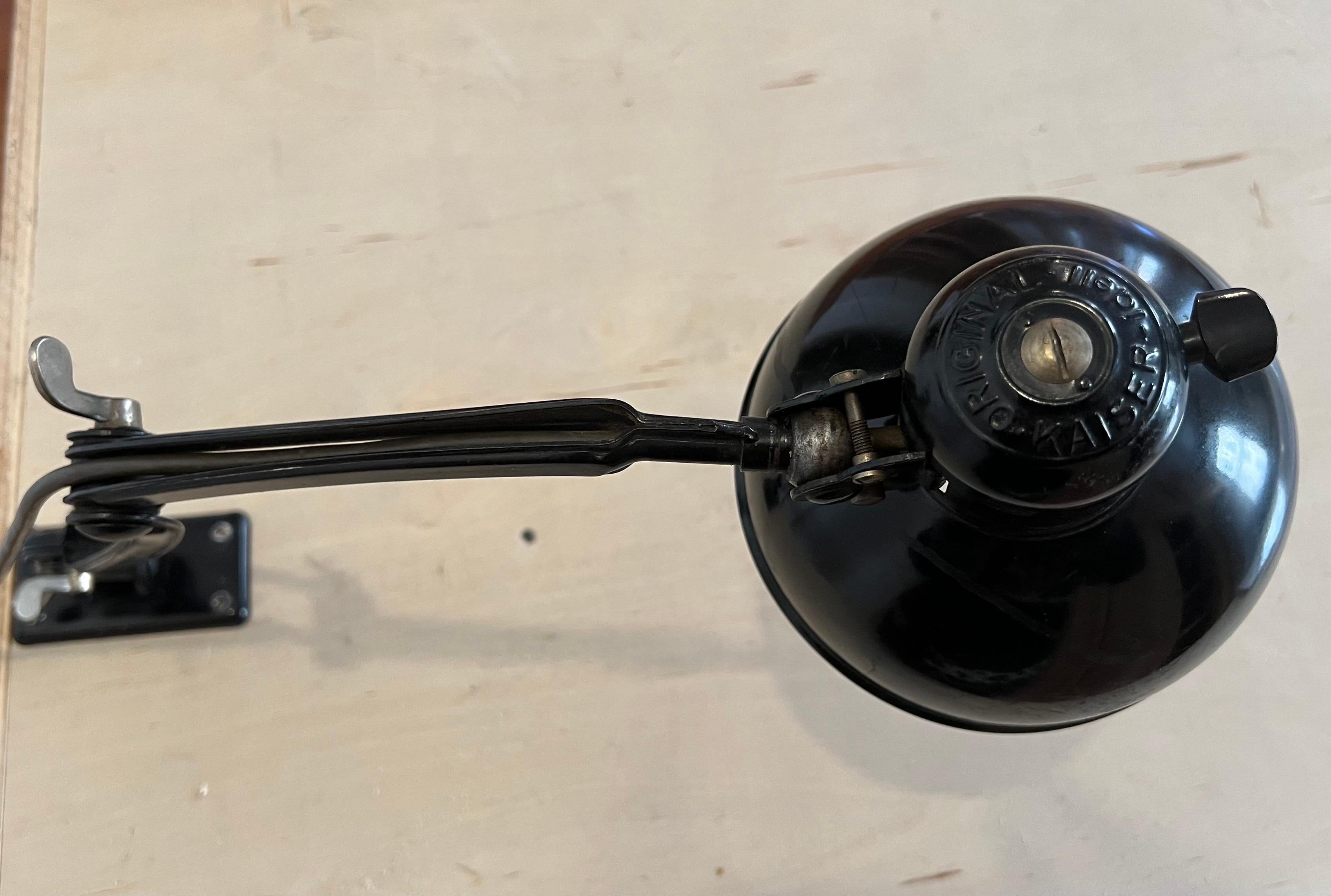 Bauhaus Christian Dell Wall Arm / Desk Table Lamp, Model 6716 For Sale 5