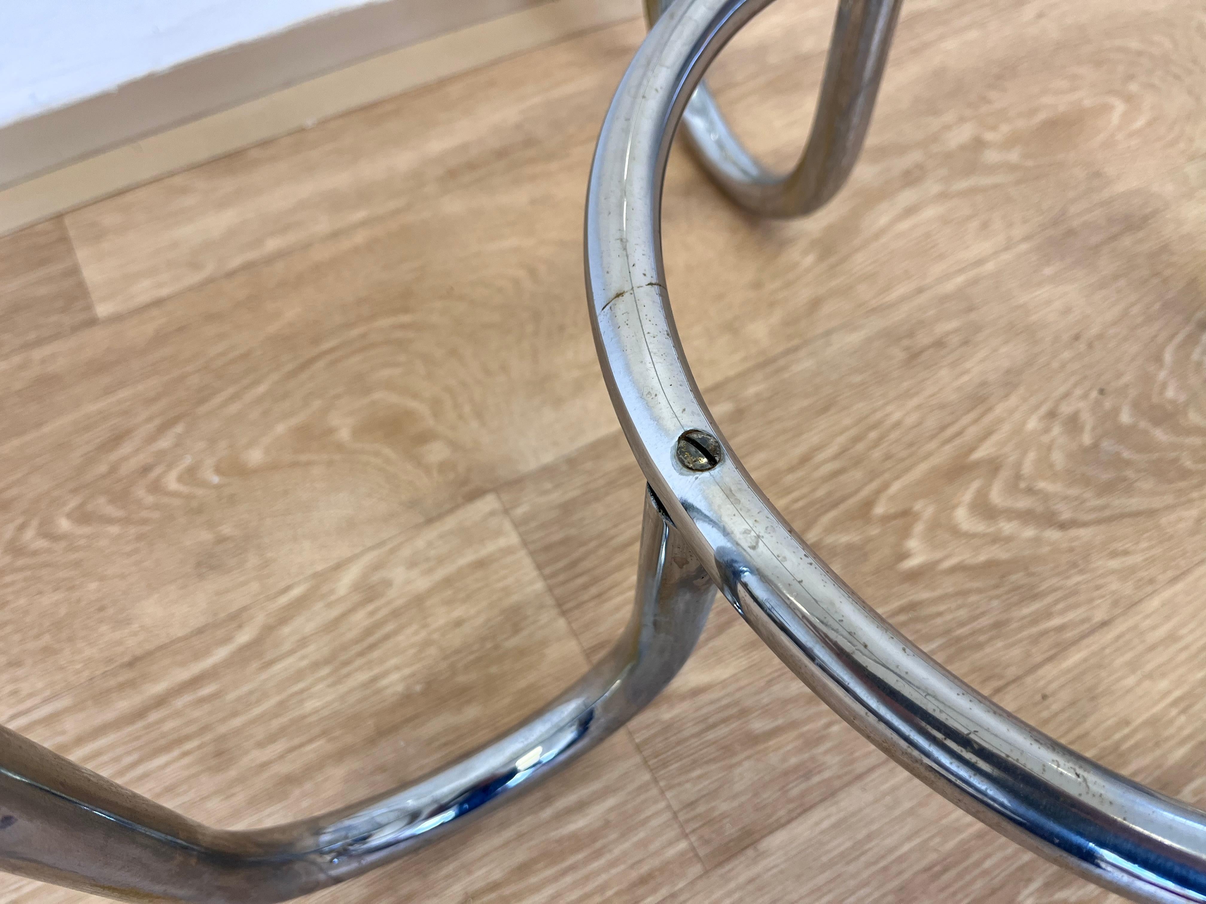 Table Bauhaus en chrome et verre - années 1930 Bon état - En vente à Praha, CZ