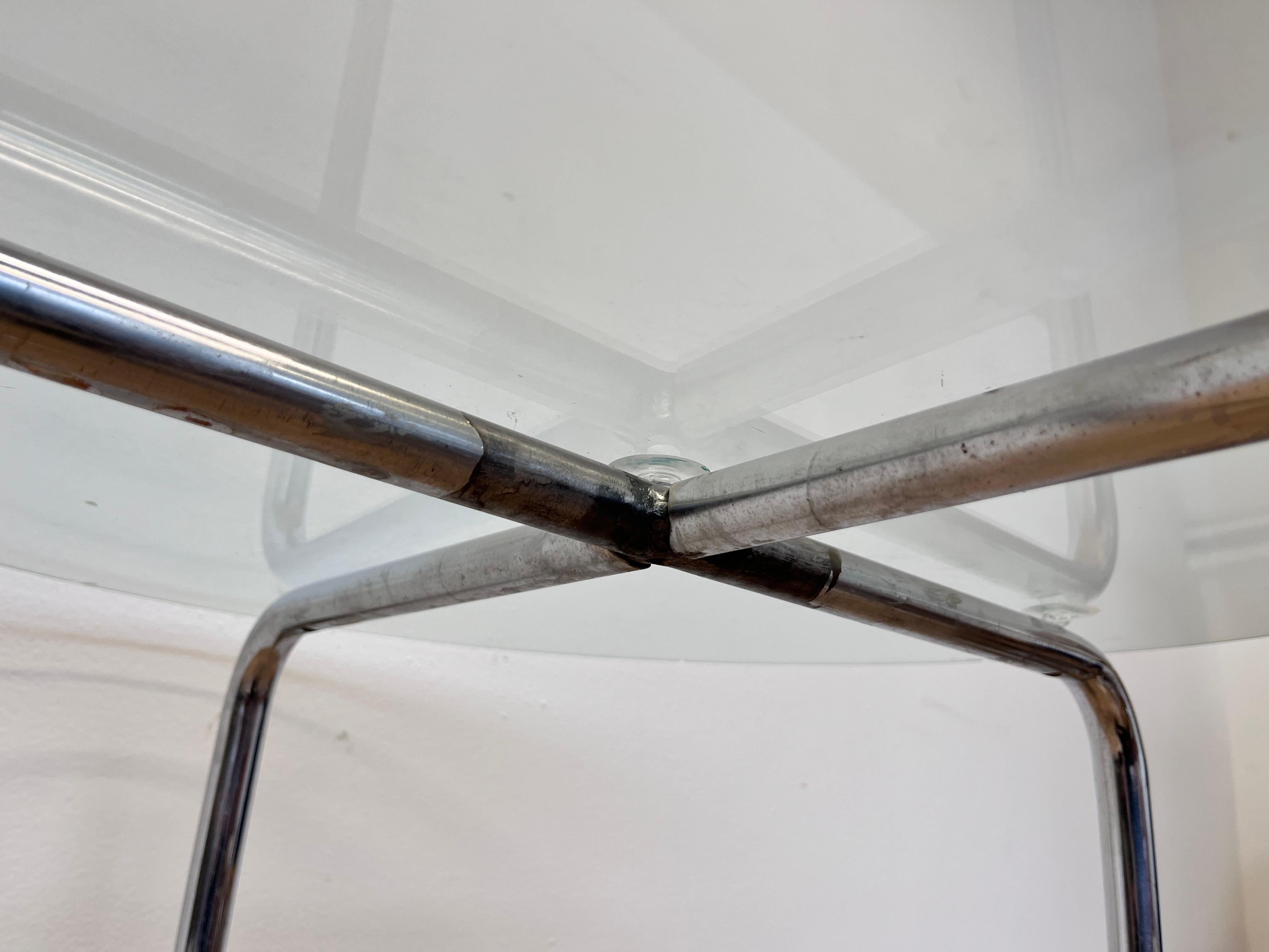 Milieu du XXe siècle Table Bauhaus en chrome et verre - années 1930 en vente