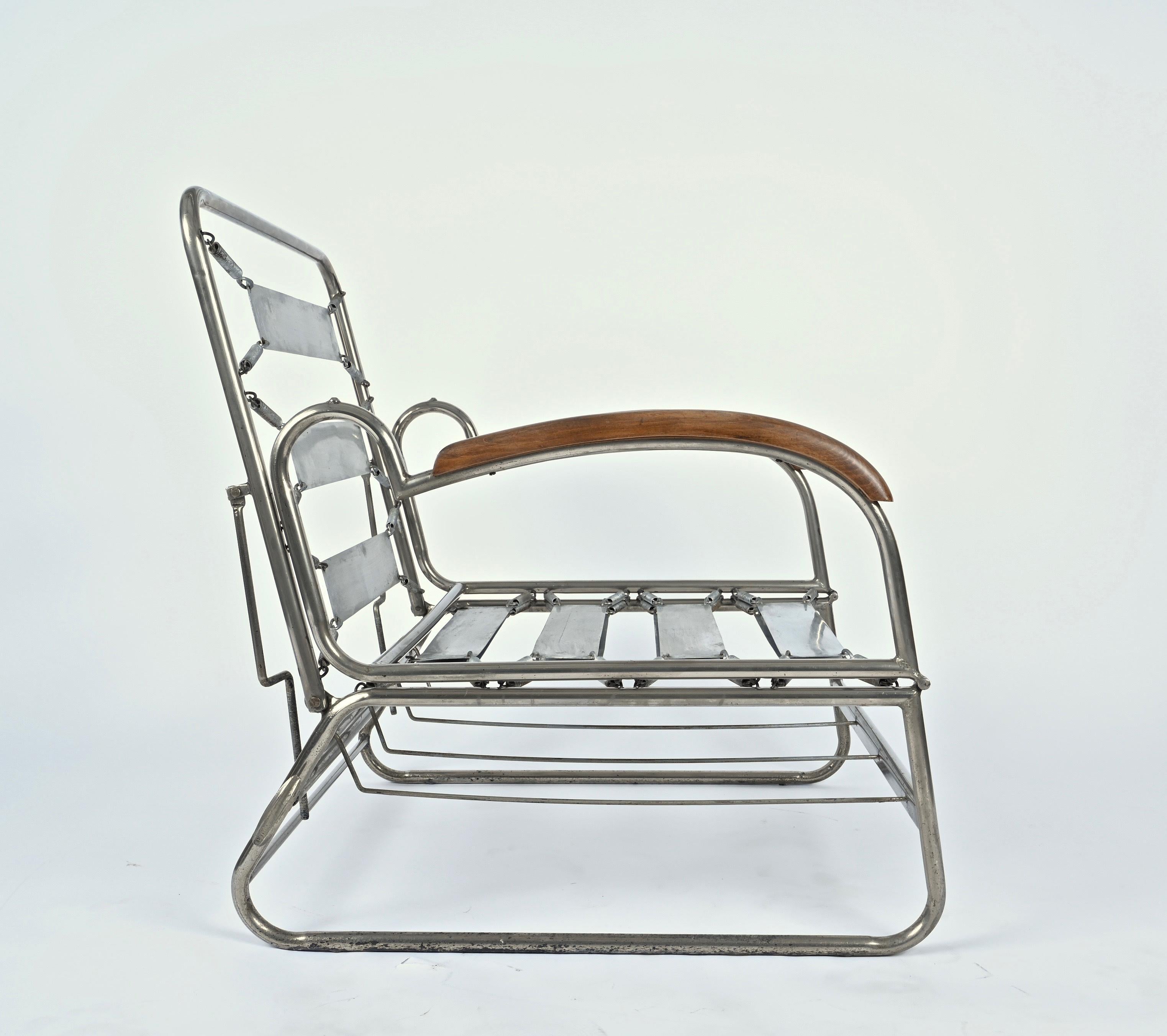 Bauhaus Chrome and Walnut Wood Adjustable Bed Armchair After Marcel Breuer 1930s 6