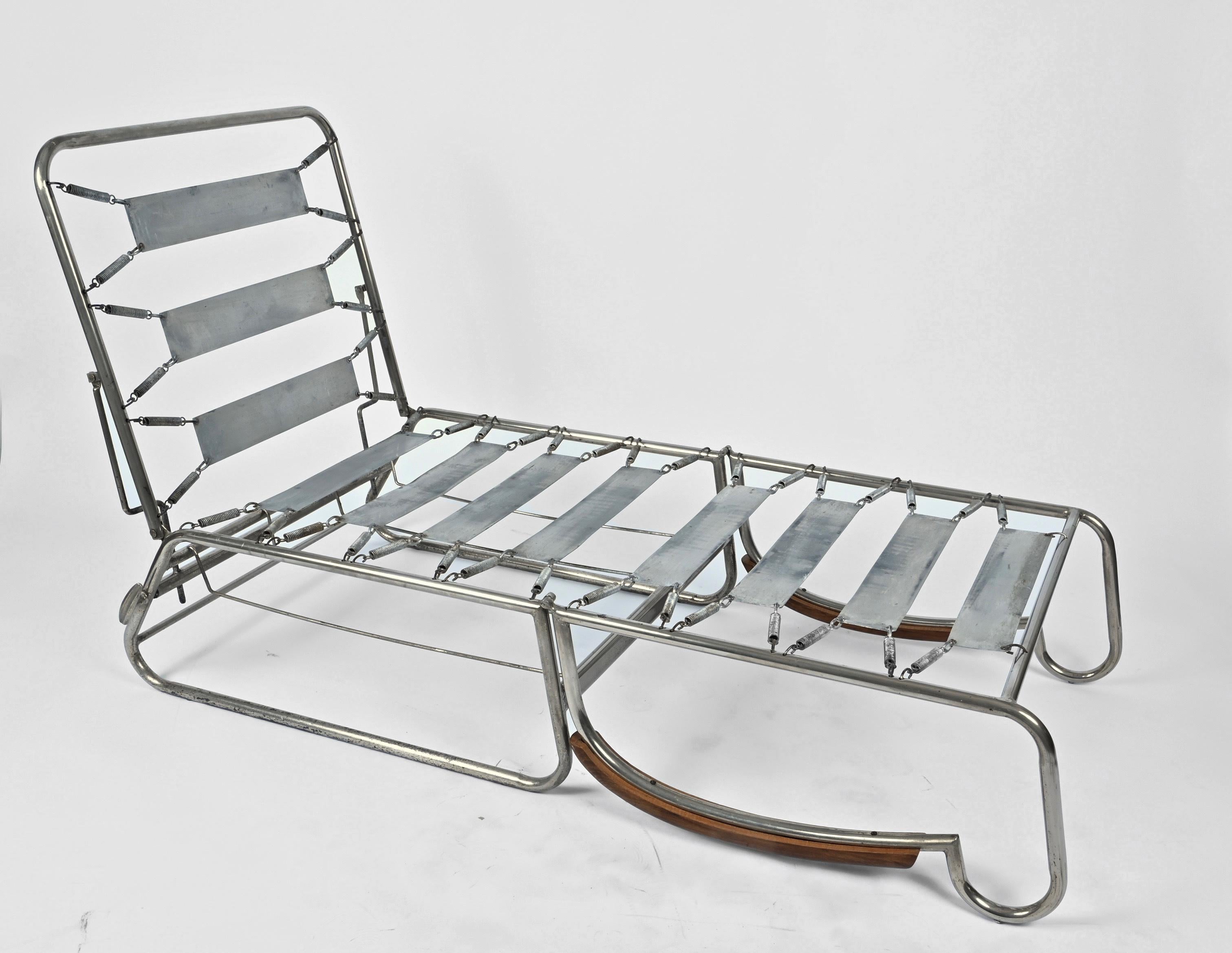 Bauhaus Chrome and Walnut Wood Adjustable Bed Armchair After Marcel Breuer 1930s 7