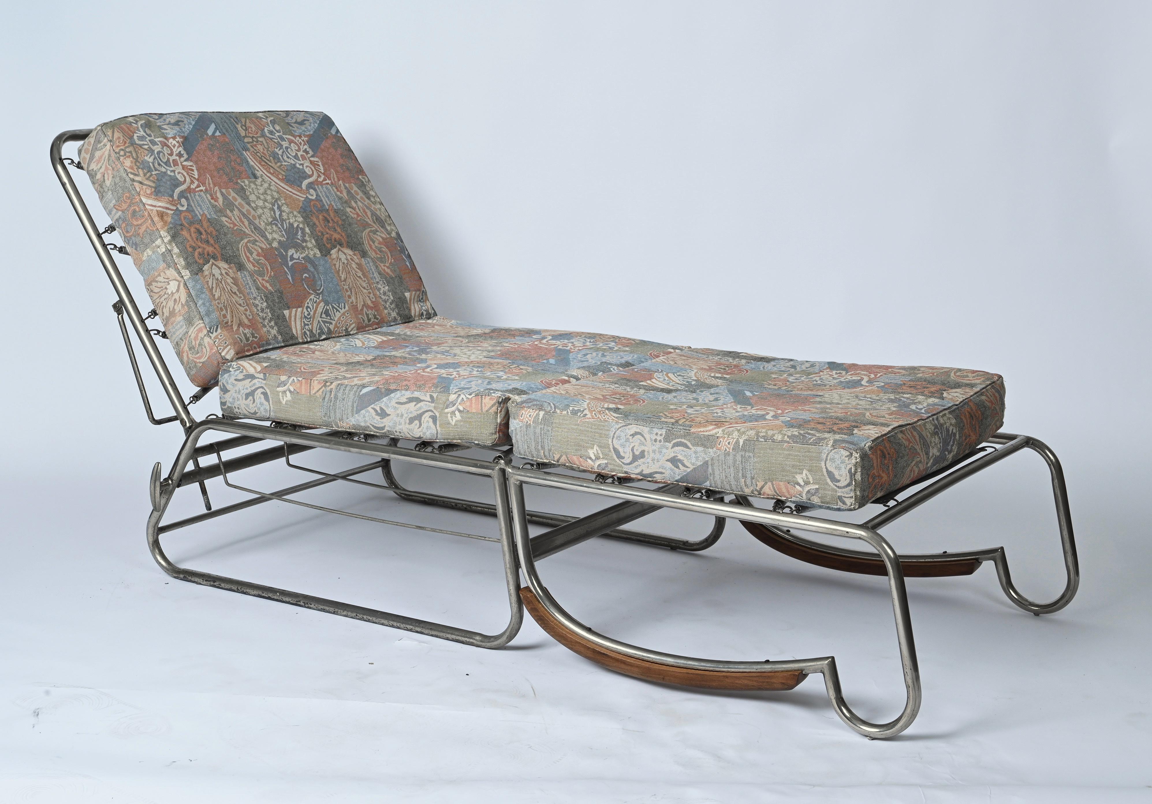 Bauhaus Chrome and Walnut Wood Adjustable Bed Armchair After Marcel Breuer 1930s 11