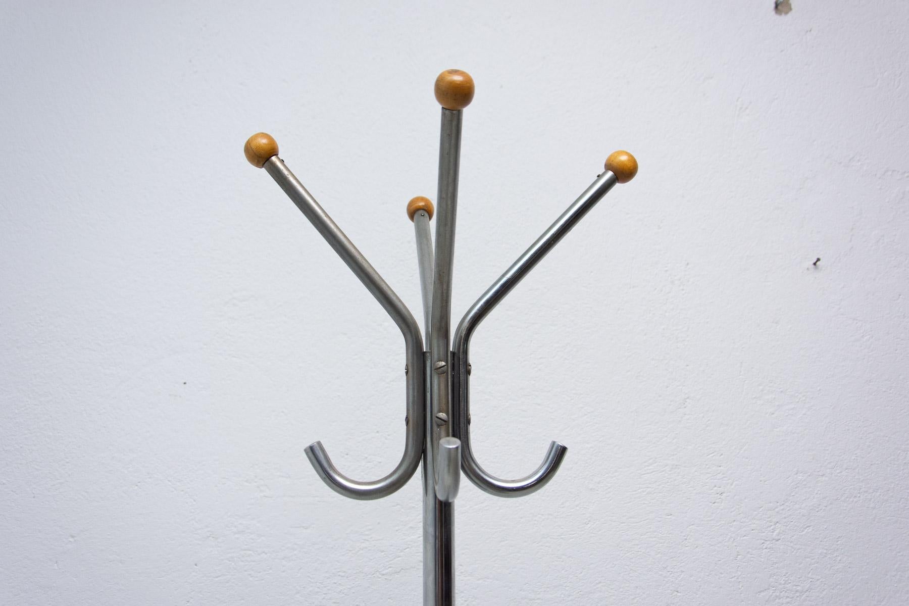 Bauhaus Chrome Coat Rack, 1930s For Sale 1