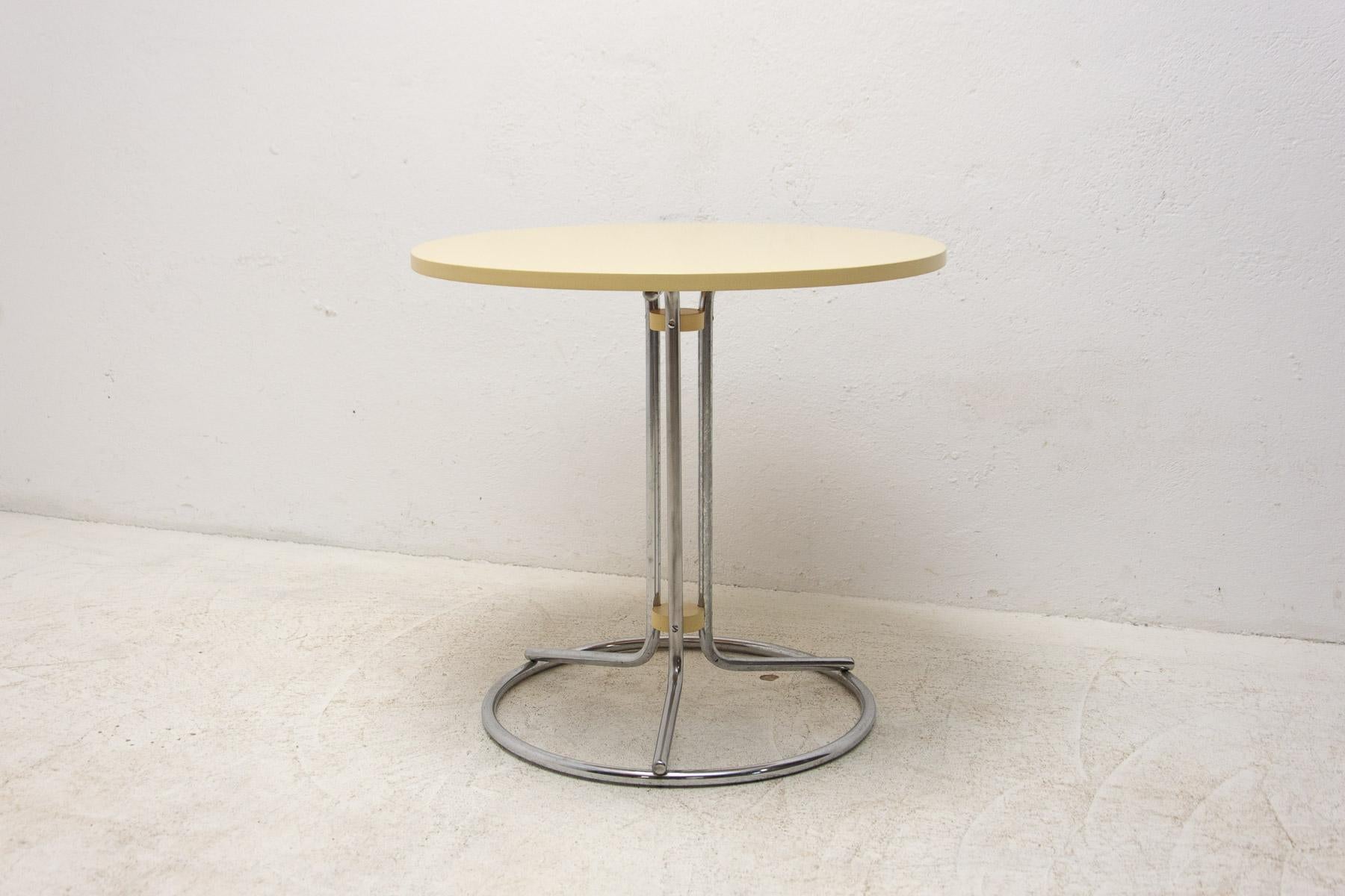Bauhaus Chrome Coffee Table, 1930´s, Czechoslovakia In Good Condition For Sale In Prague 8, CZ