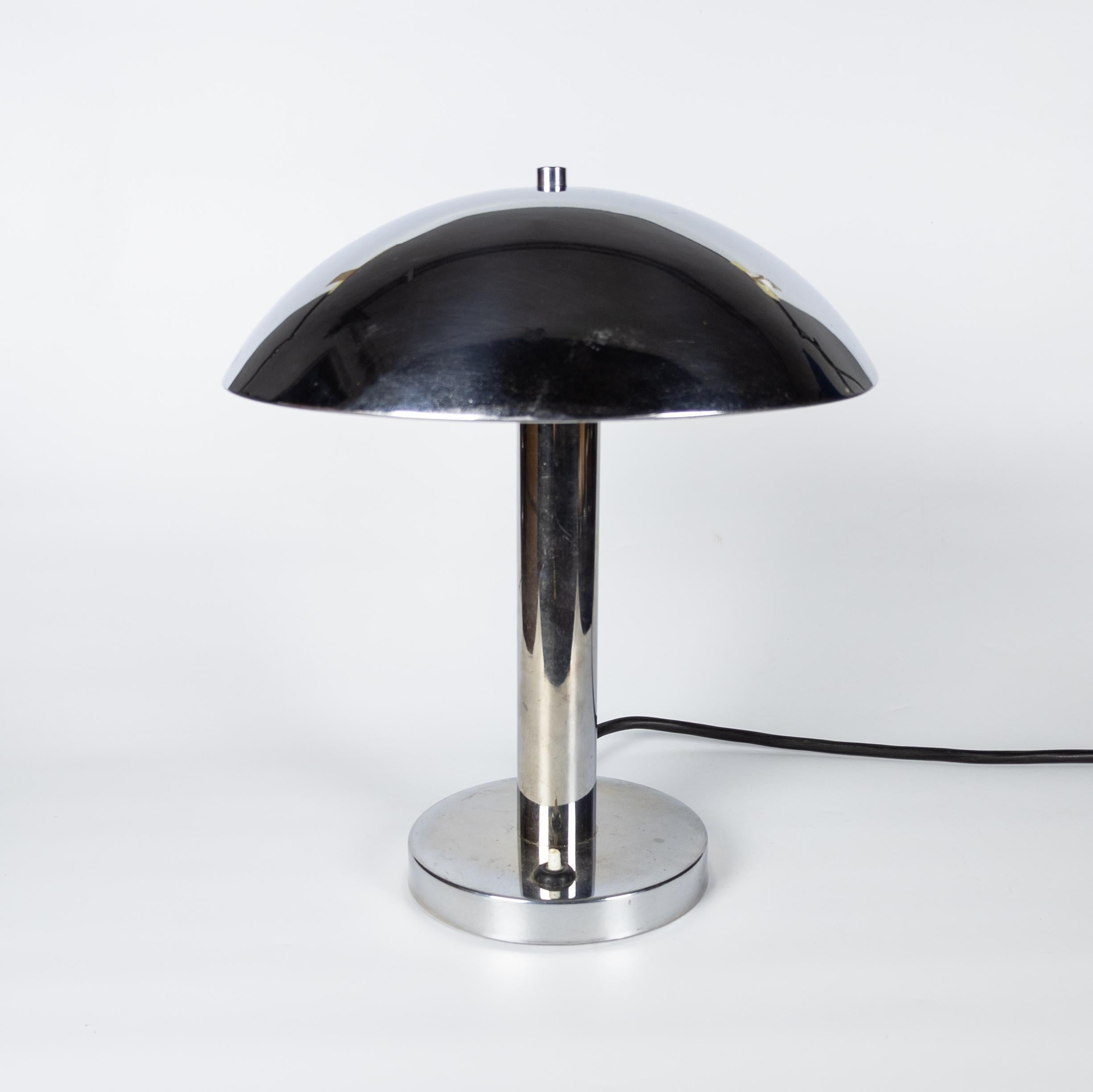 Verchromte Bauhaus-Lampe von Miroslav Prokop fr Napako (Tschechisch) im Angebot