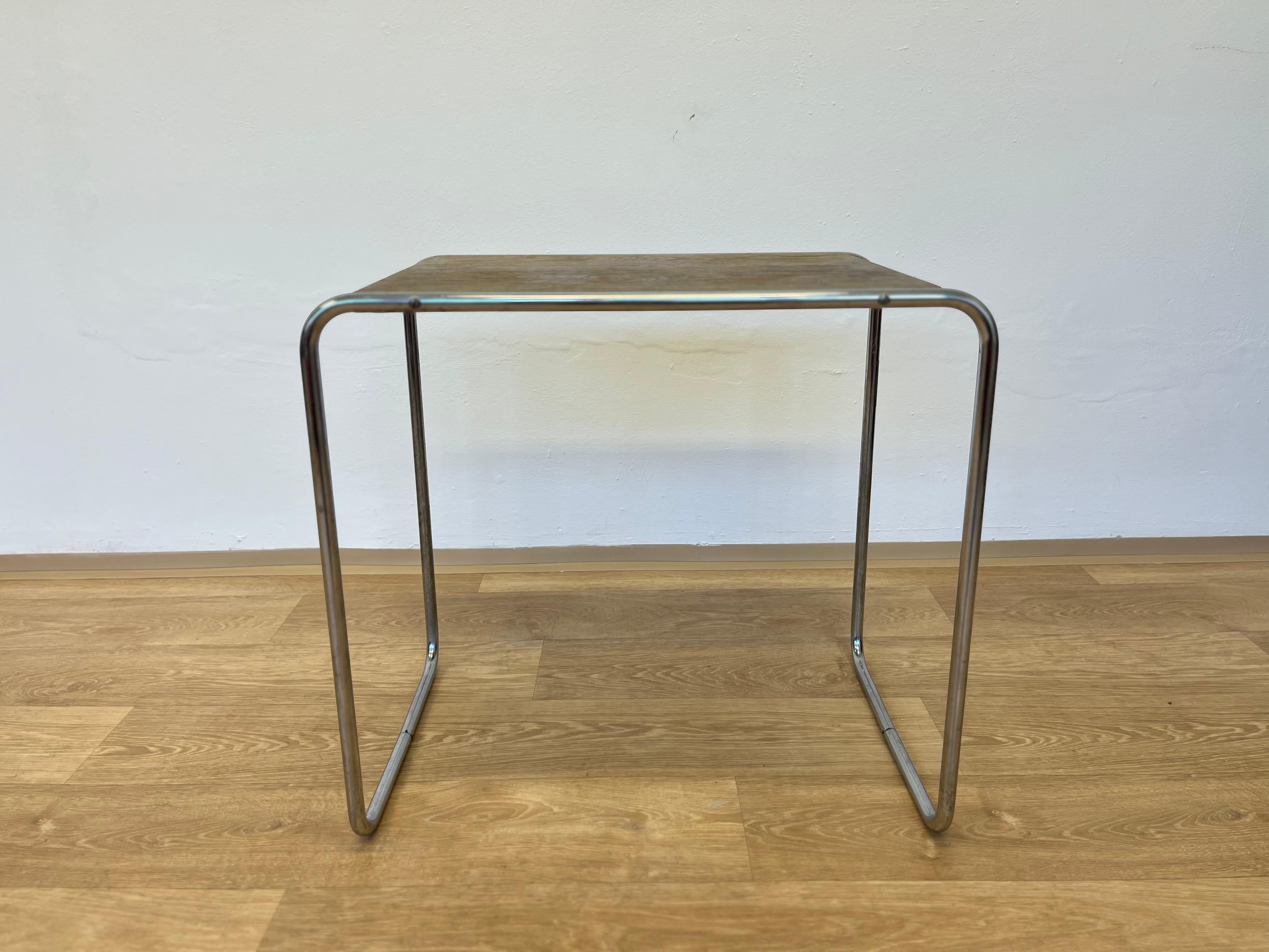 Bauhaus Chrome nesting or side Table by Marcel Breuer for Mucke Melder, 1930s For Sale 3