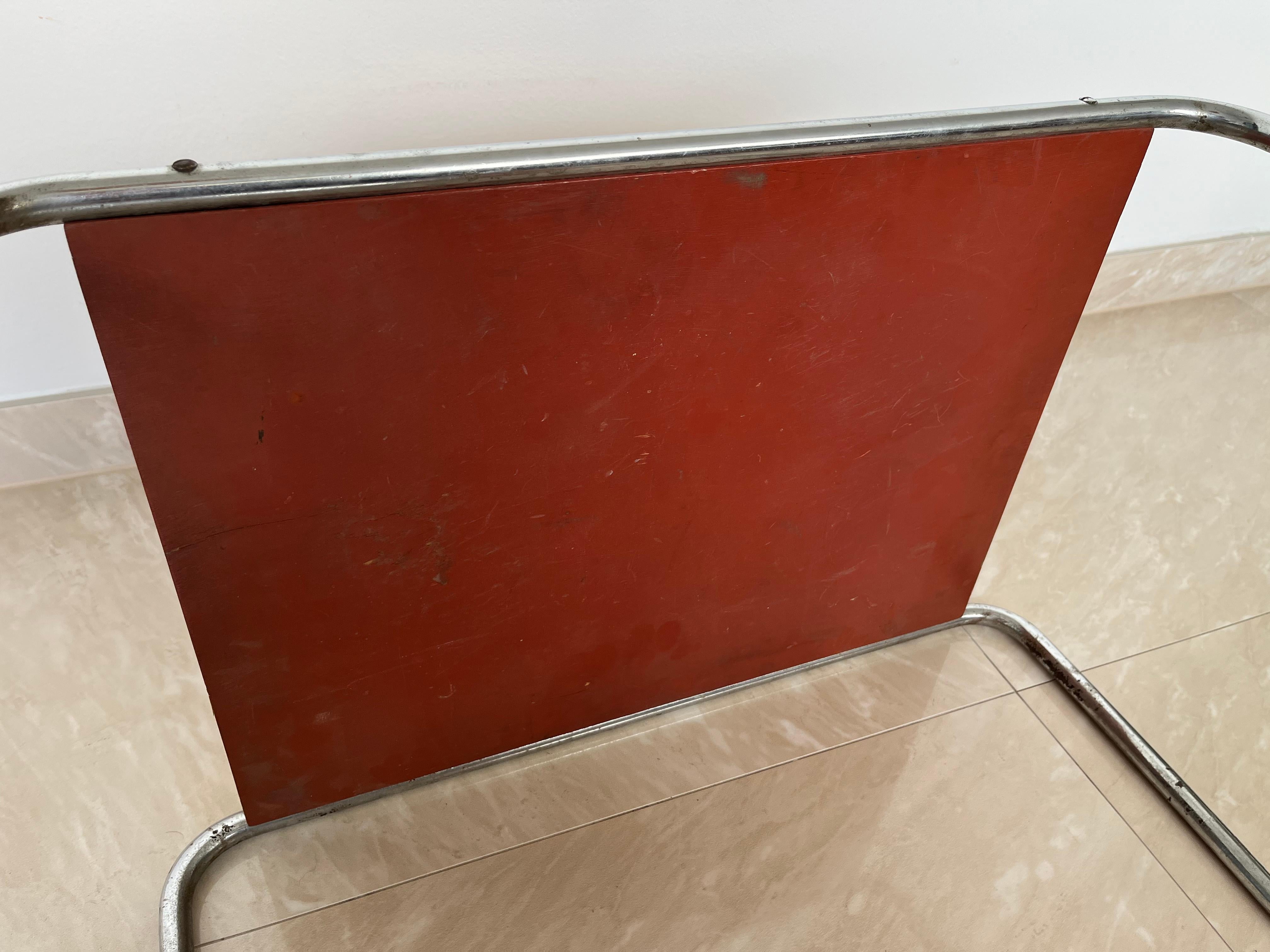 Milieu du XXe siècle Table gigogne chromée Bauhaus B9 de Marcel Breuer pour Mucke Melder - années 1930 en vente