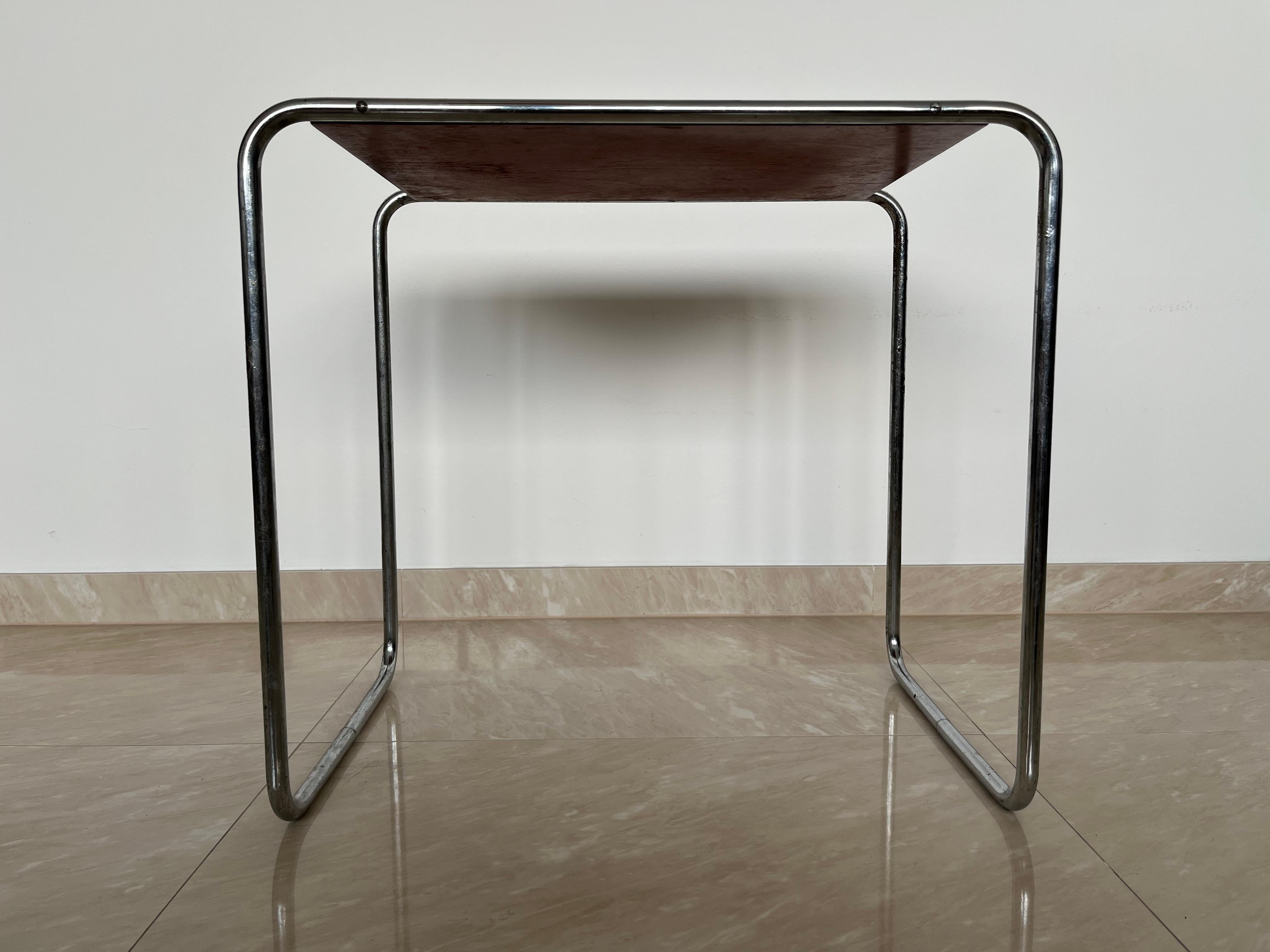 Bauhaus Chrom-Nesting-Tisch B9 von Marcel Breuer für Mucke Melder – 1930er Jahre (Holz) im Angebot