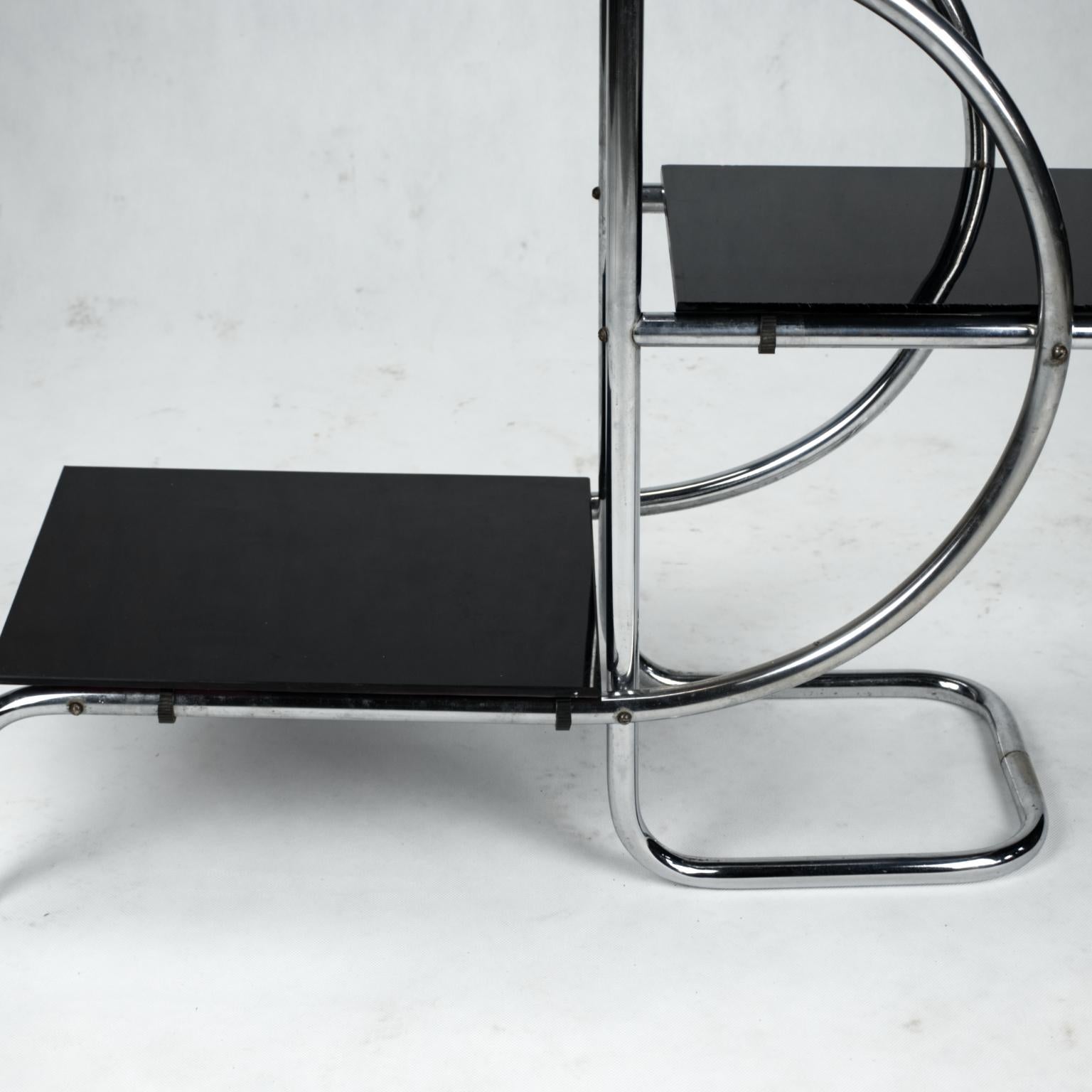 bauhaus etagere