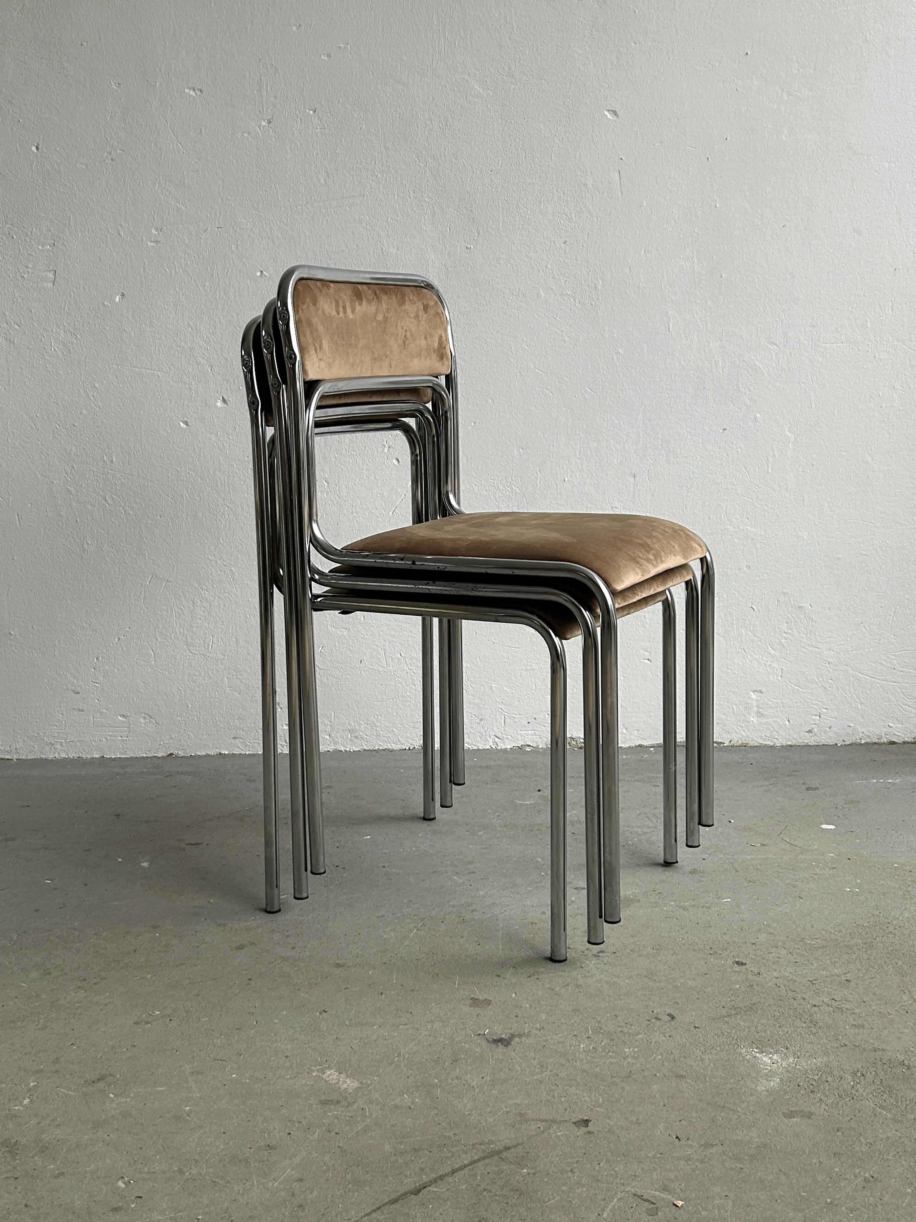 Bauhaus Chrome Tubular Steel and Beige Velvet, 80s Vintage Italian Chairs 10