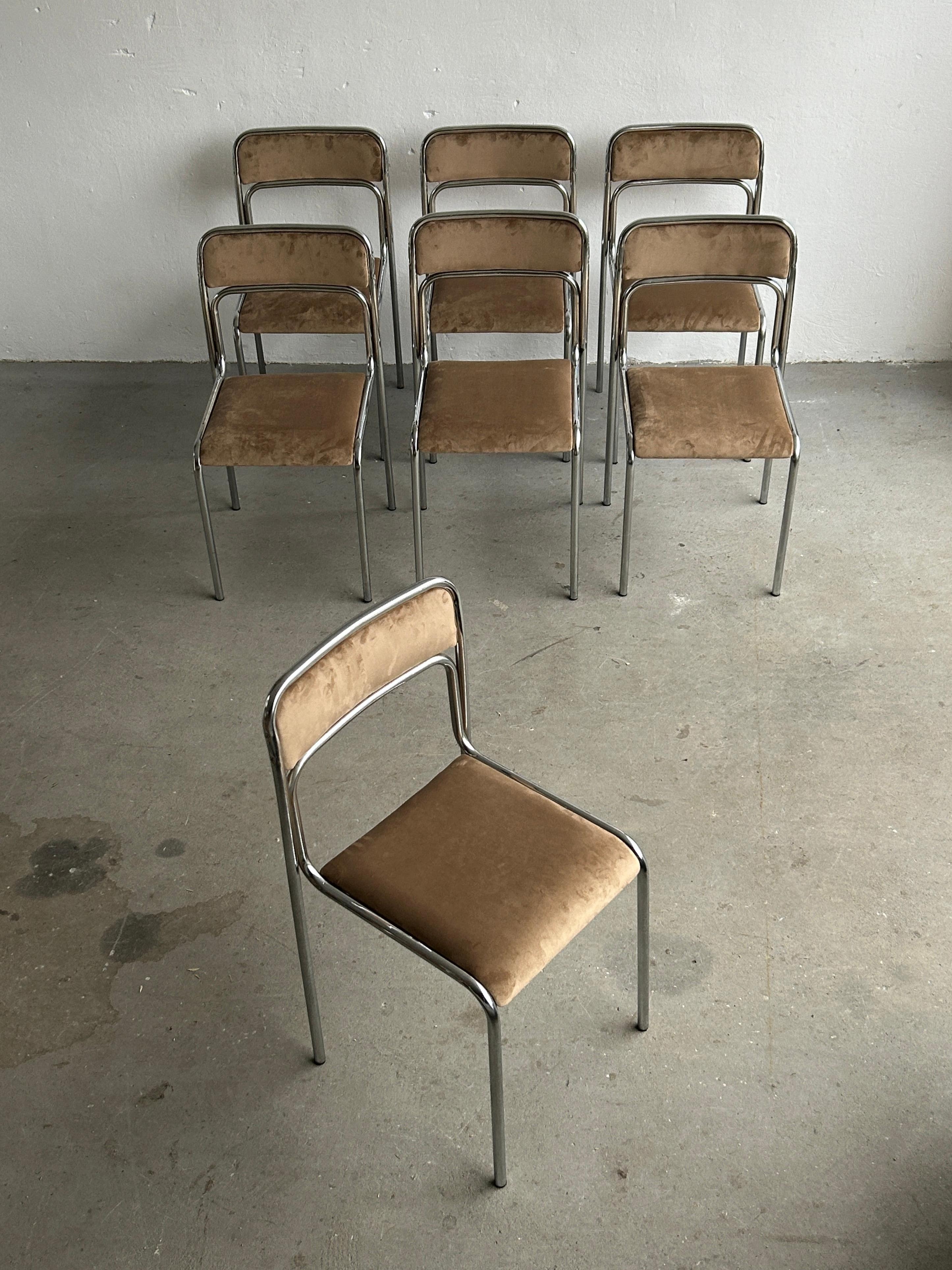 Bauhaus Chrome Tubular Steel and Beige Velvet, 80s Vintage Italian Chairs 3