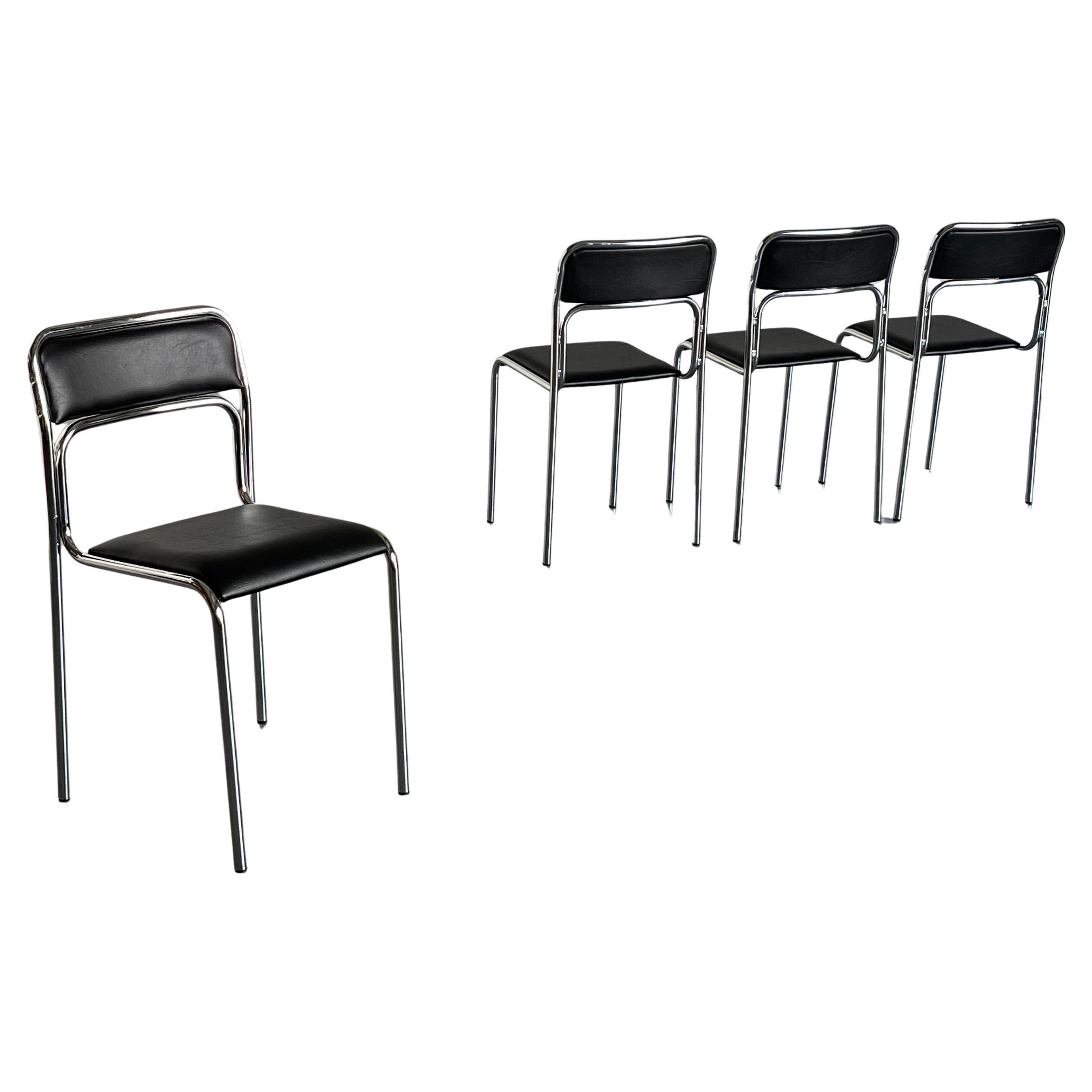 Italian modernist, Bauhaus design tubular chrome and black faux leather stackable dining or living room chairs.
Italian design, 1980s.

Reupholstered and polished.
In good condition with expected signs of use.

Price per piece.
Up to 100 pieces