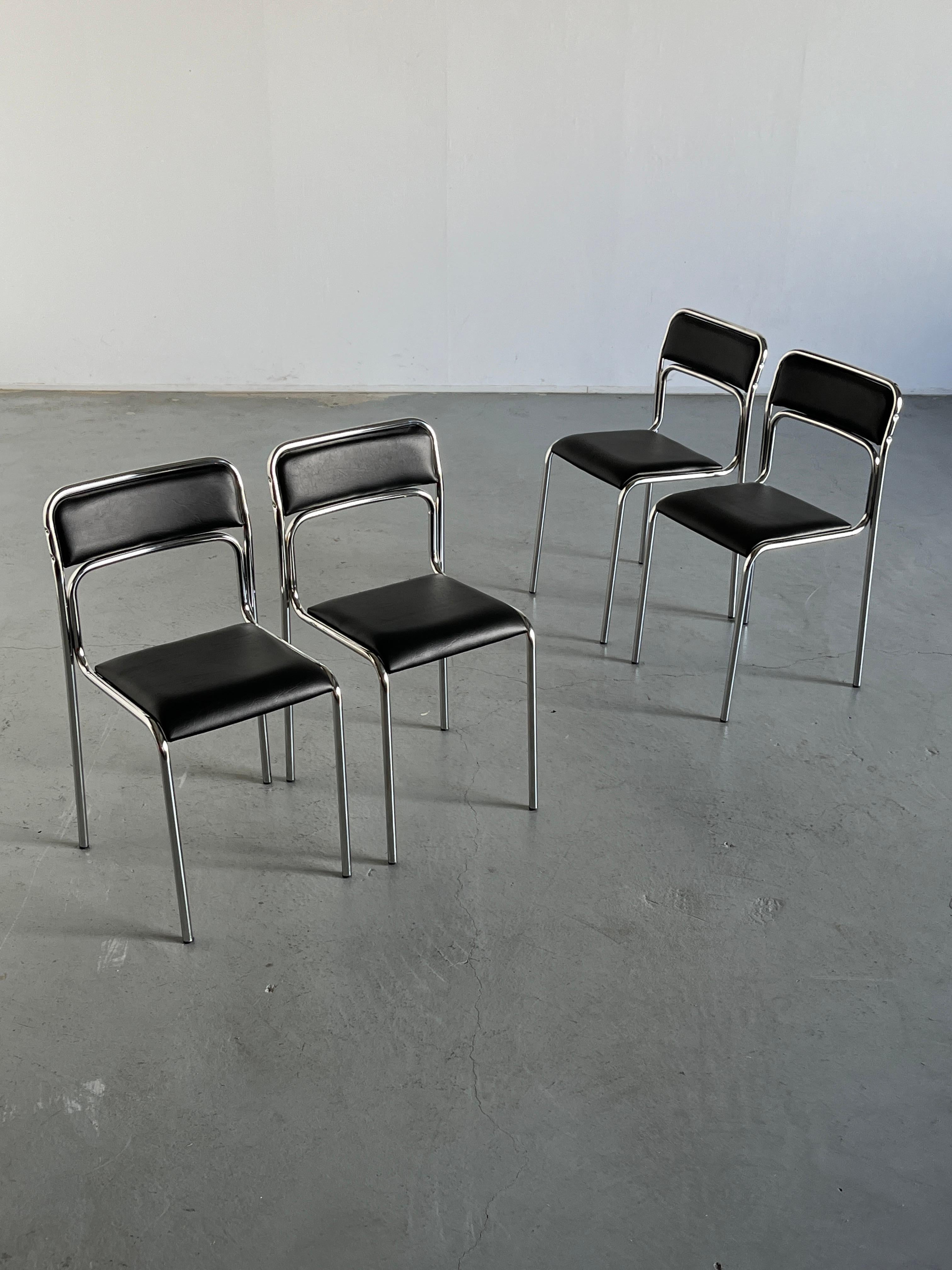 Bauhaus Chrome Tubular Steel and Black Faux Leather Chairs, Italian Modernism For Sale 3