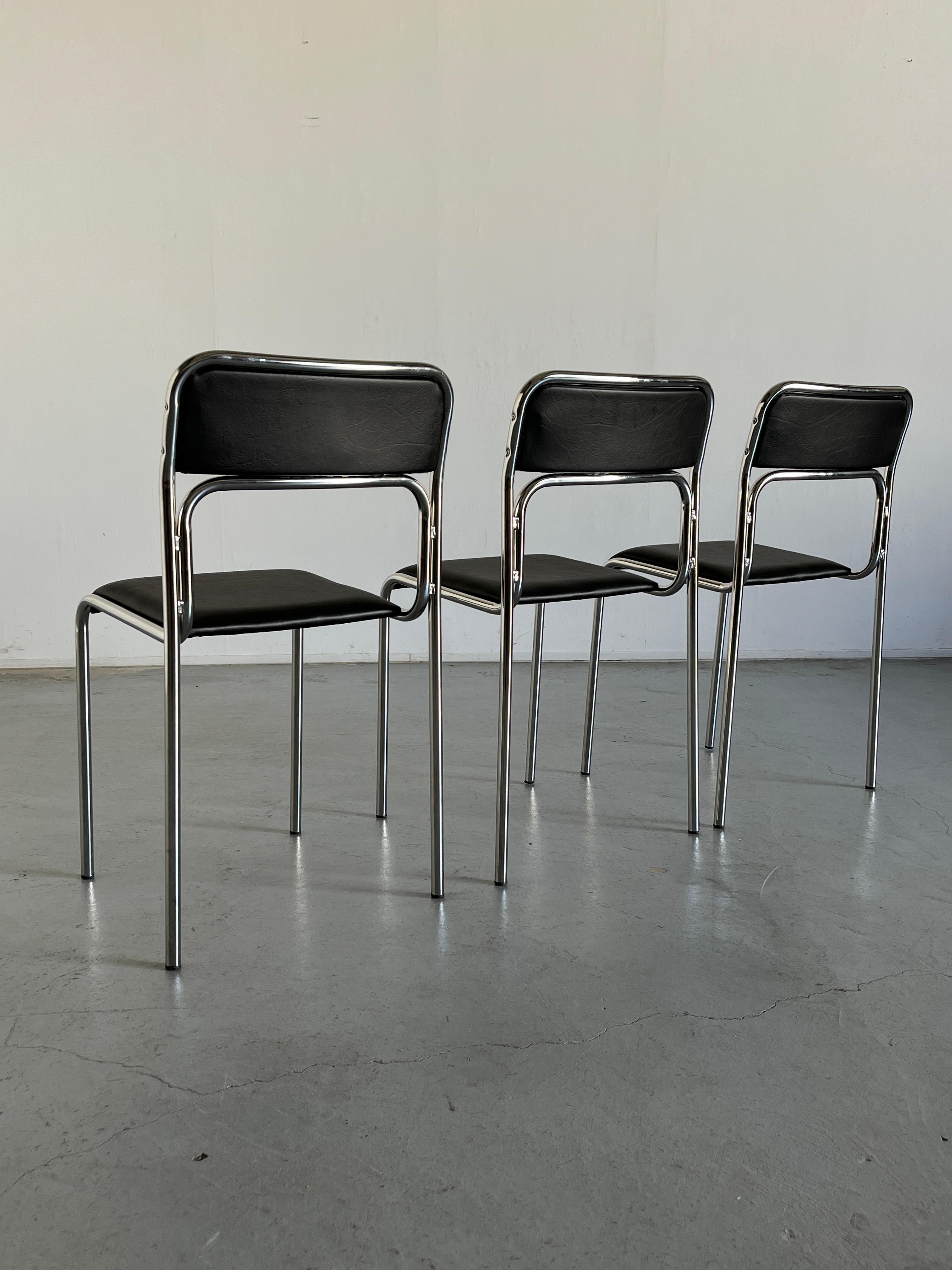 Bauhaus Chrome Tubular Steel and Black Faux Leather Chairs, Italian Modernism For Sale 4