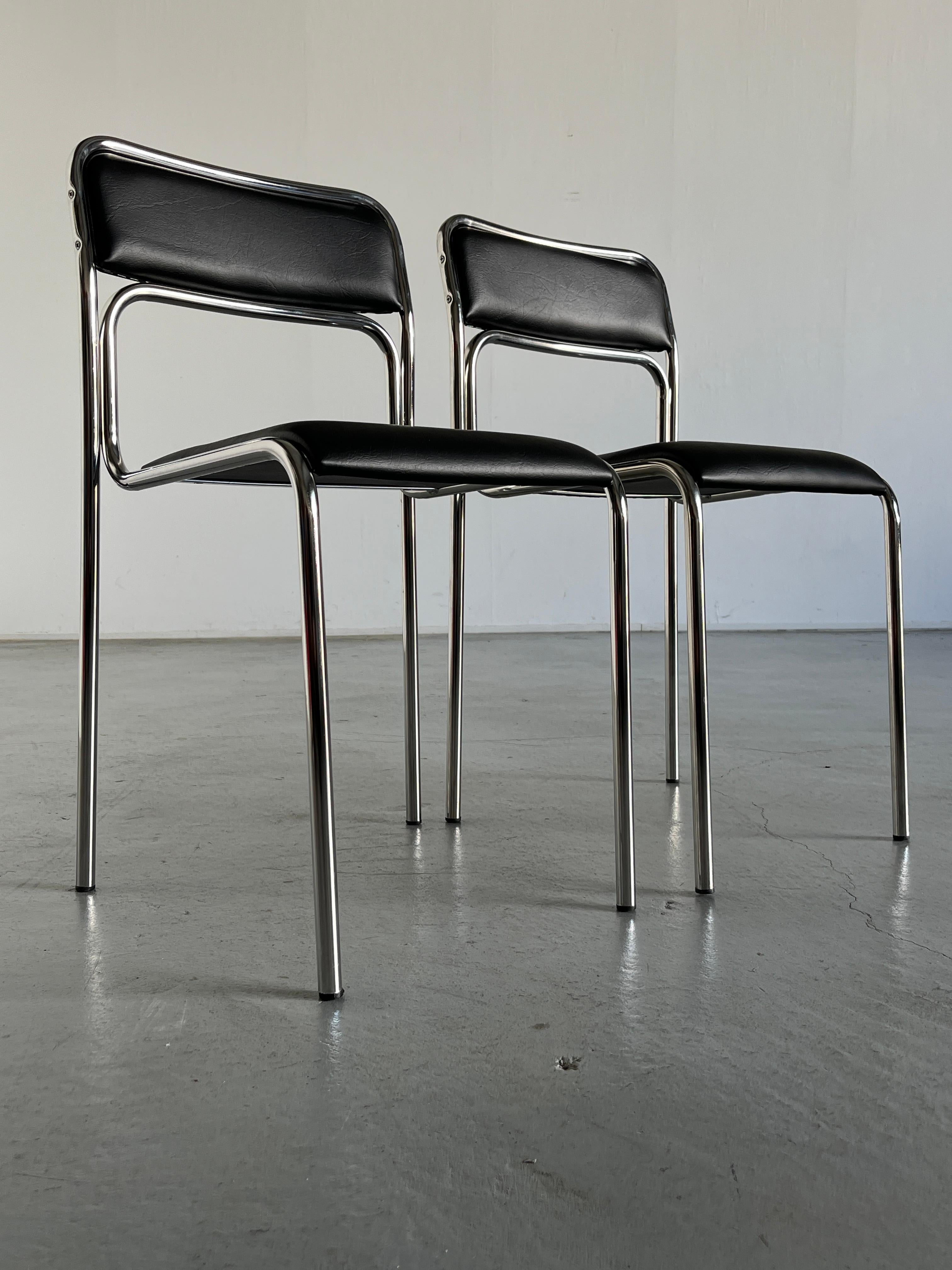 Bauhaus Chrome Tubular Steel and Black Faux Leather Chairs, Italian Modernism For Sale 5