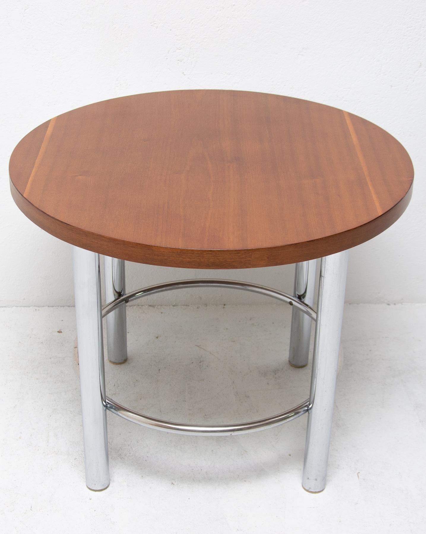 Table basse chromée Bauhaus de Robert Slezak, années 1930 Bon état - En vente à Prague 8, CZ