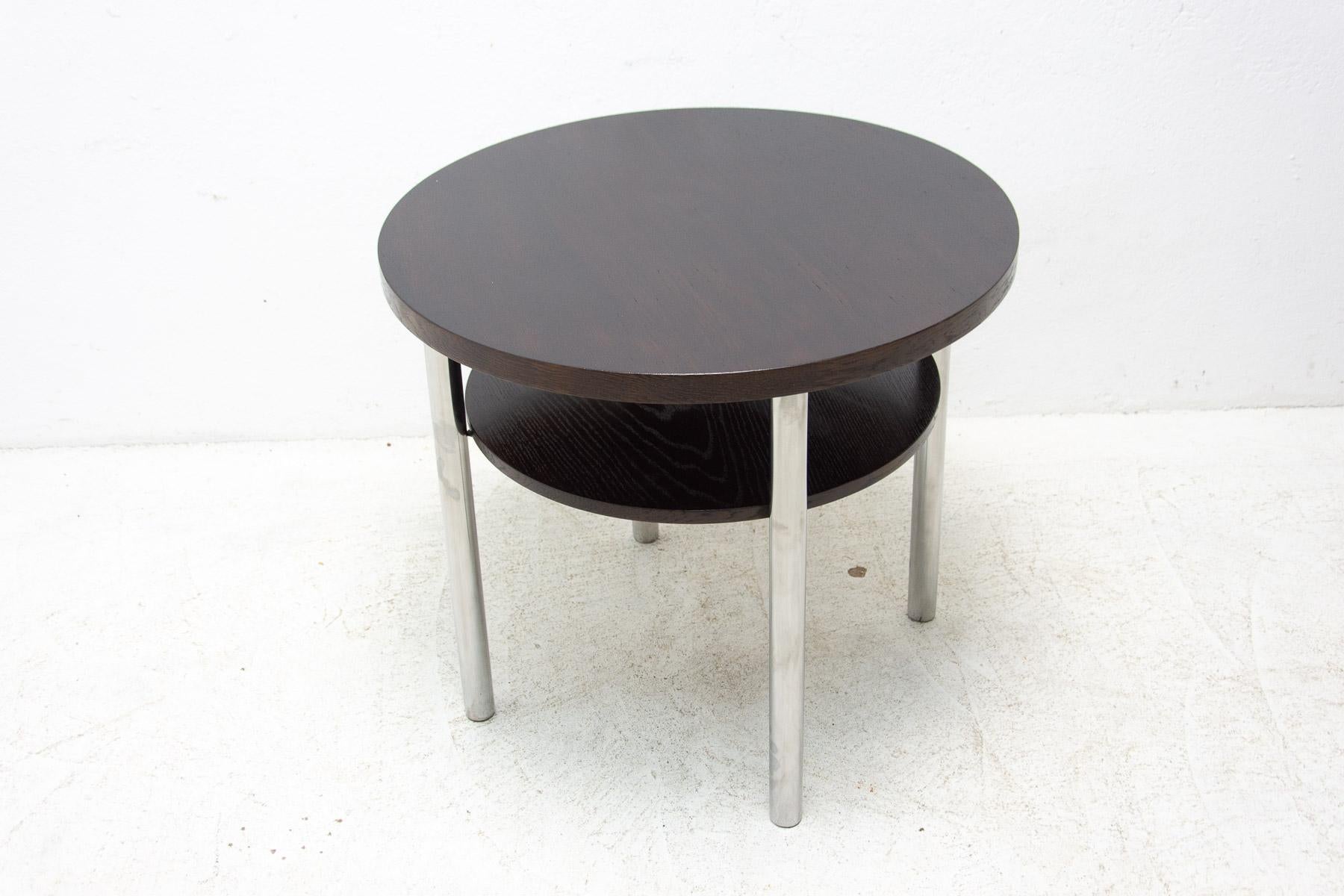 Bauhaus Chromed Coffee Table by Robert Slezak, 1930s In Good Condition For Sale In Prague 8, CZ