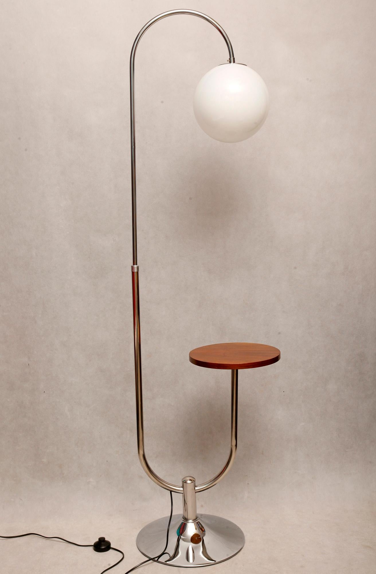 Bauhaus Chromed Floor Lamp by Robert Slezak, 1930s 1