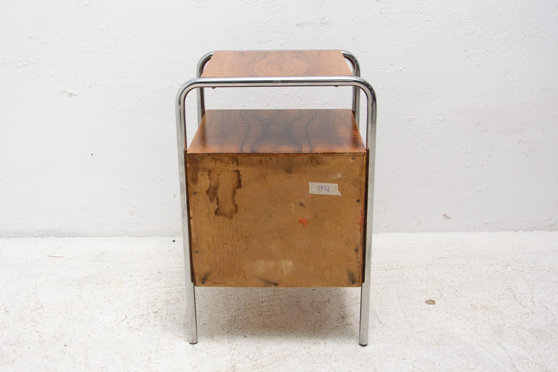 Bauhaus Chromed Side or Bedside Table by Robert Slezak, 1930's, Czechoslovakia 6