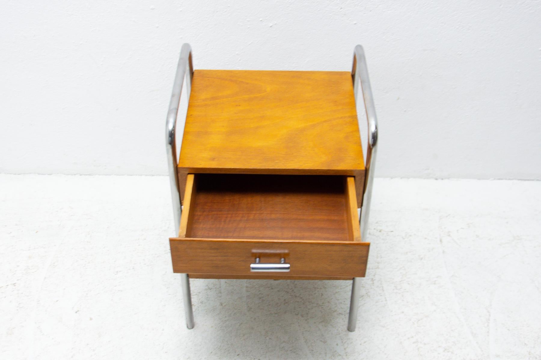 Polished Bauhaus Chromed Side or Bedside Table by Robert Slezak, 1930´S, Czechoslovakia