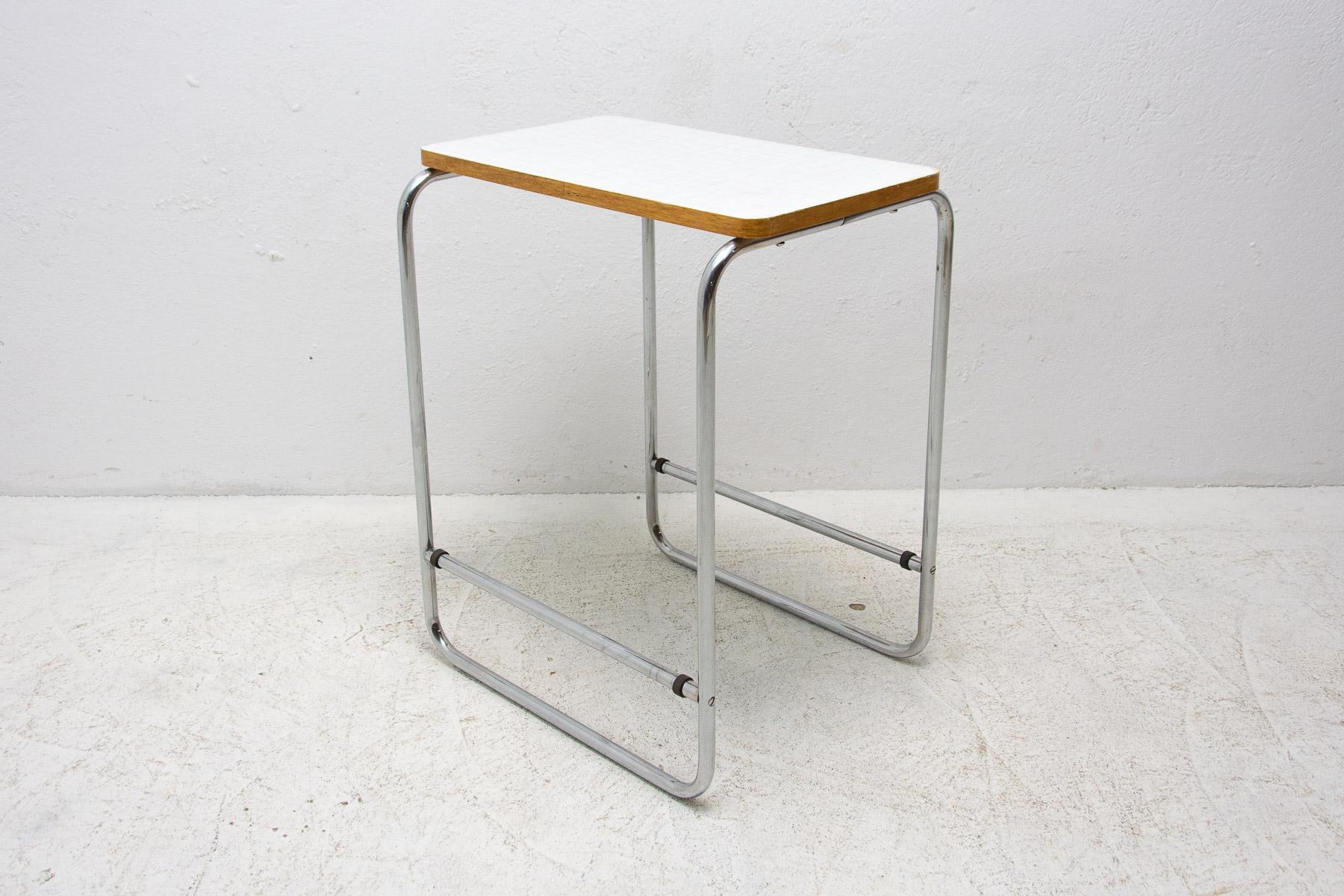 XX secolo Tavolino cromato Bauhaus, anni '30, Cecoslovacchia in vendita