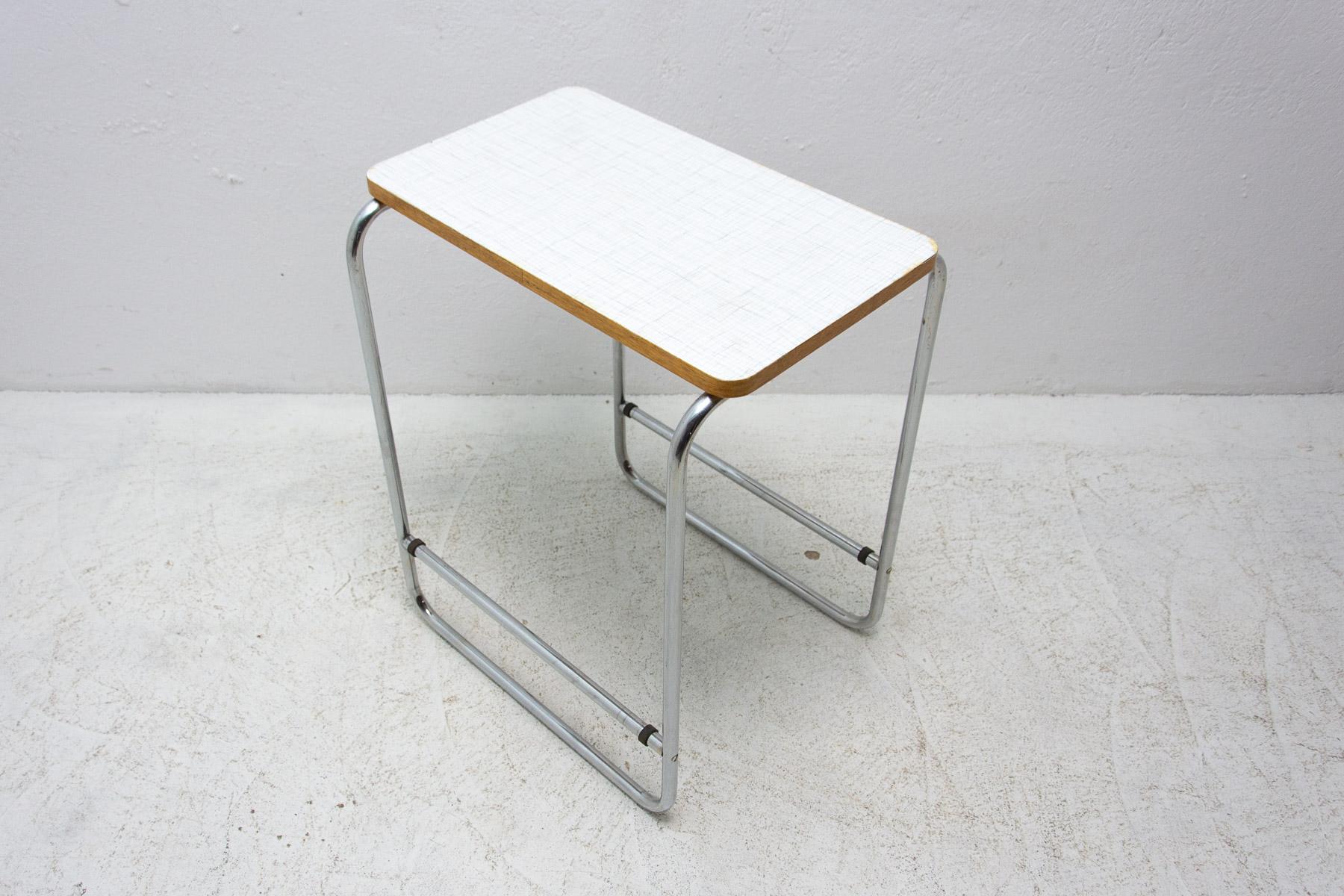 Bauhaus Chromed Side Table, 1930's, Czechoslovakia For Sale 2
