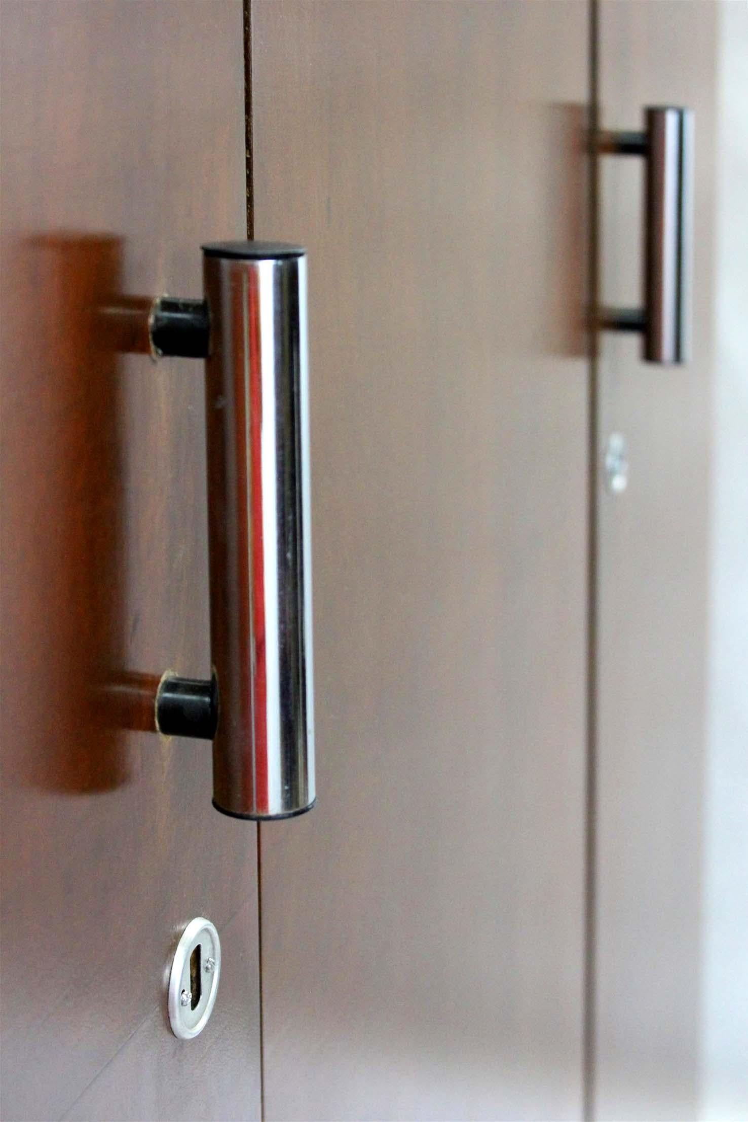 Bauhaus Chromed Tubular Steel Wardrobe by Hynek Gottwald, 1940s In Good Condition In Żory, PL