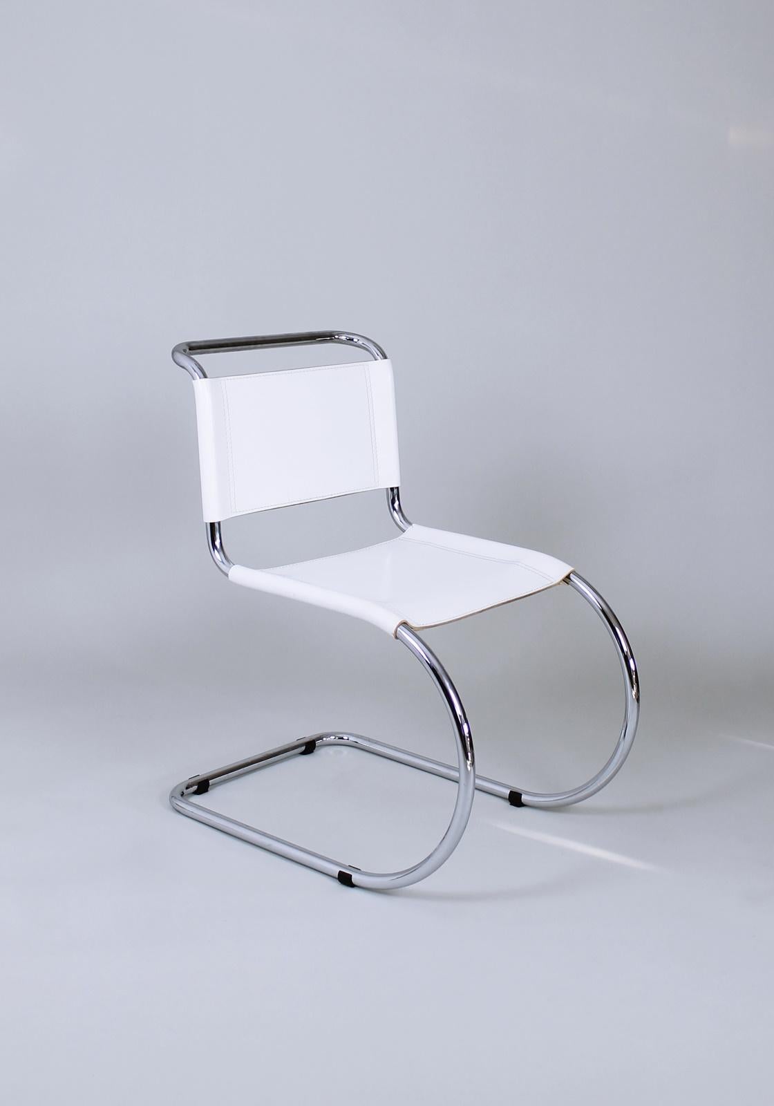 Bauhaus Classic MR 10 Chairs by Ludwig Mies van der Rohe Germany, 1980s In Good Condition For Sale In Debrecen-Pallag, HU
