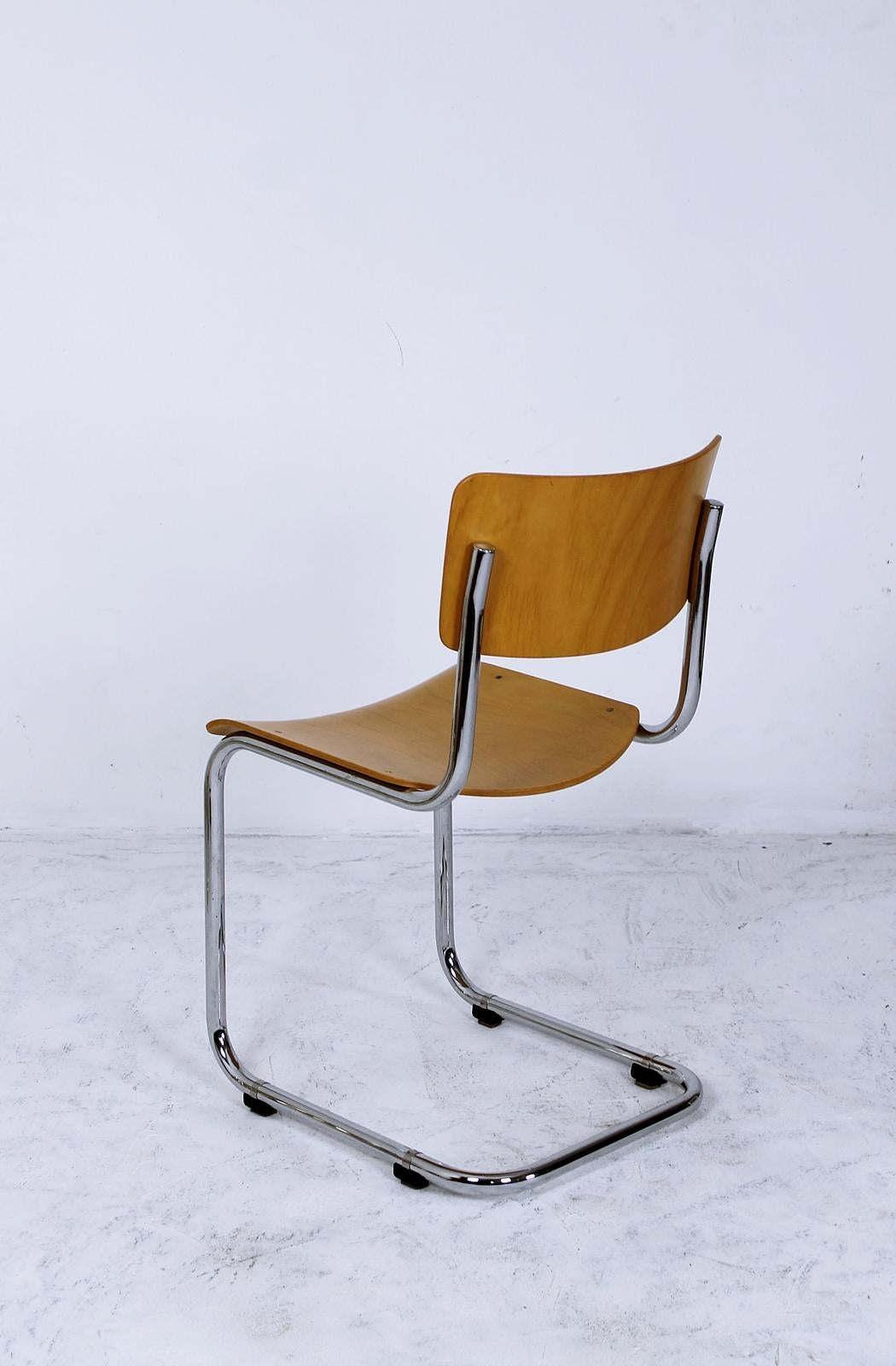 thonet cantilever chair